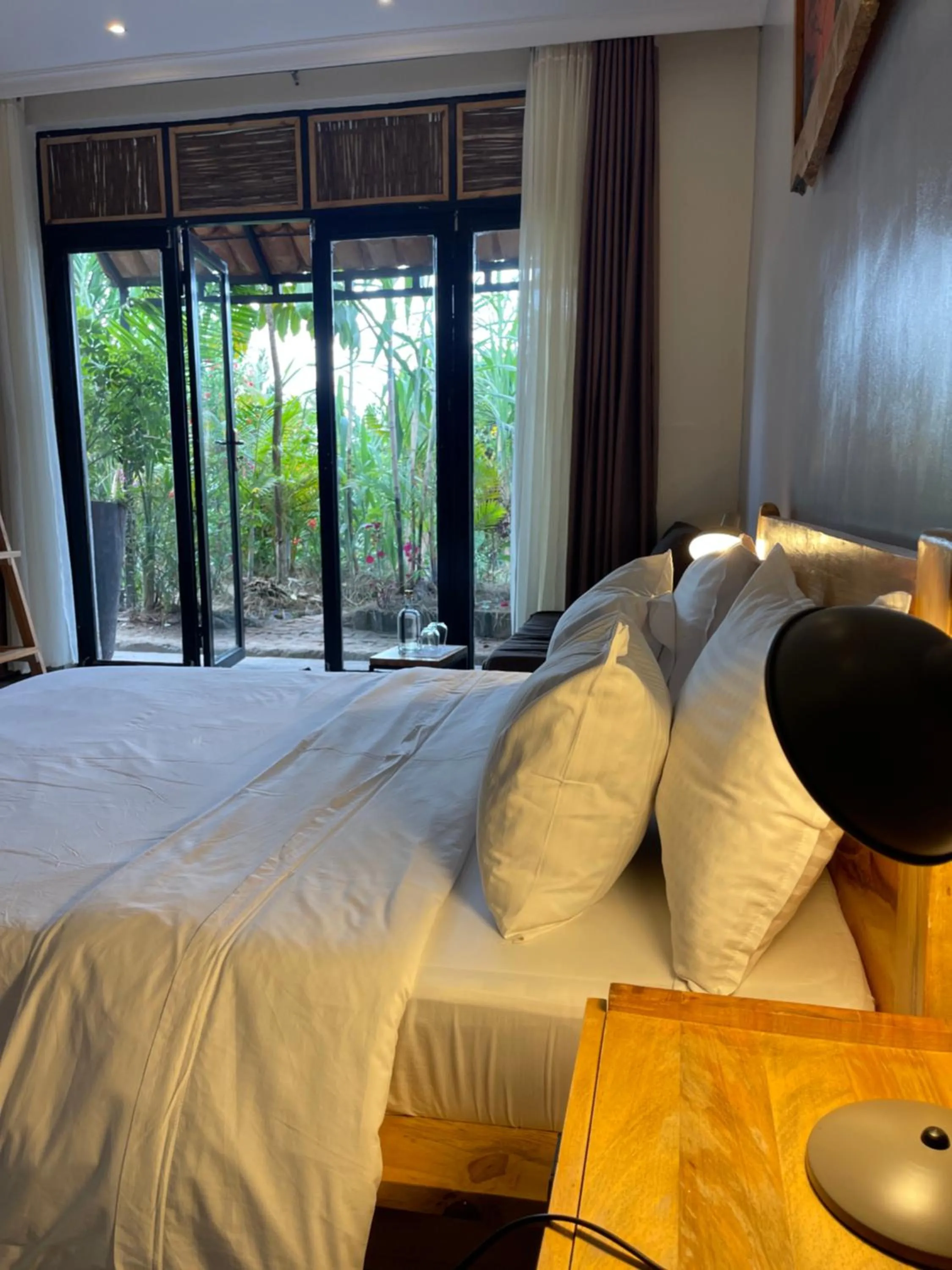 Bed in Eagle View Lodge - Kigali