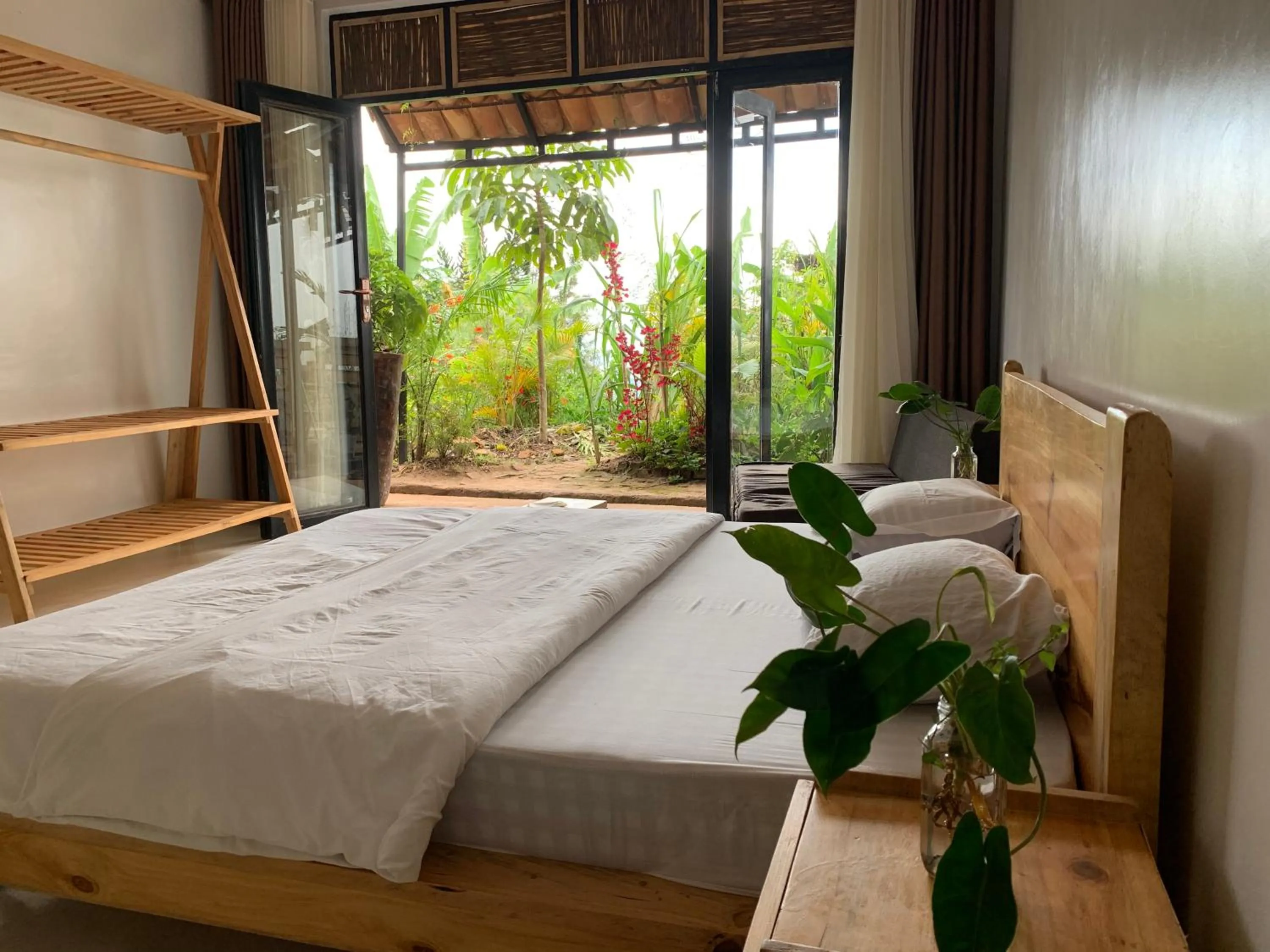 Bed in Eagle View Lodge - Kigali