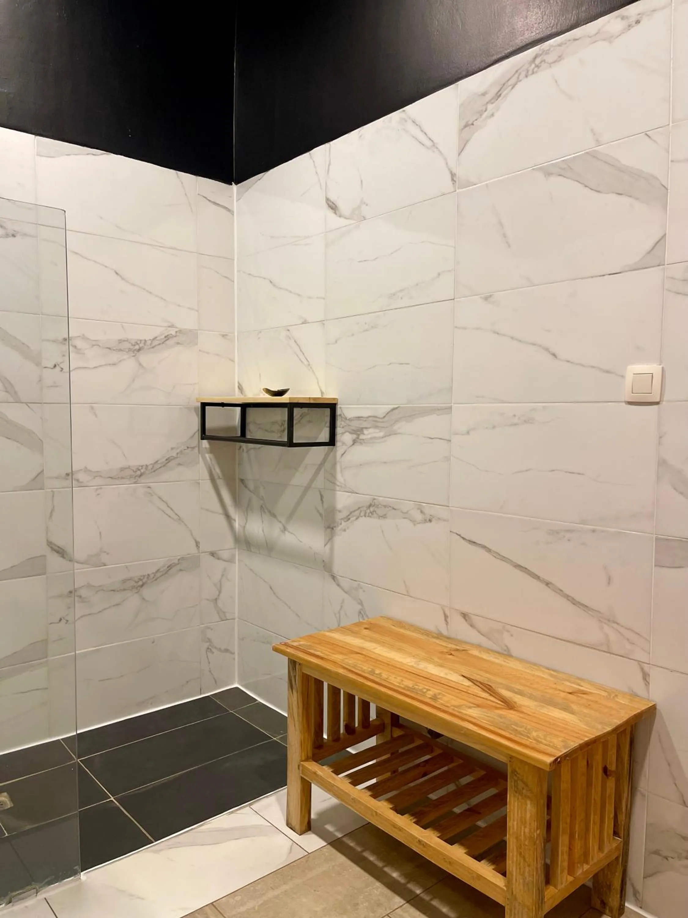 Bathroom in Eagle View Lodge - Kigali