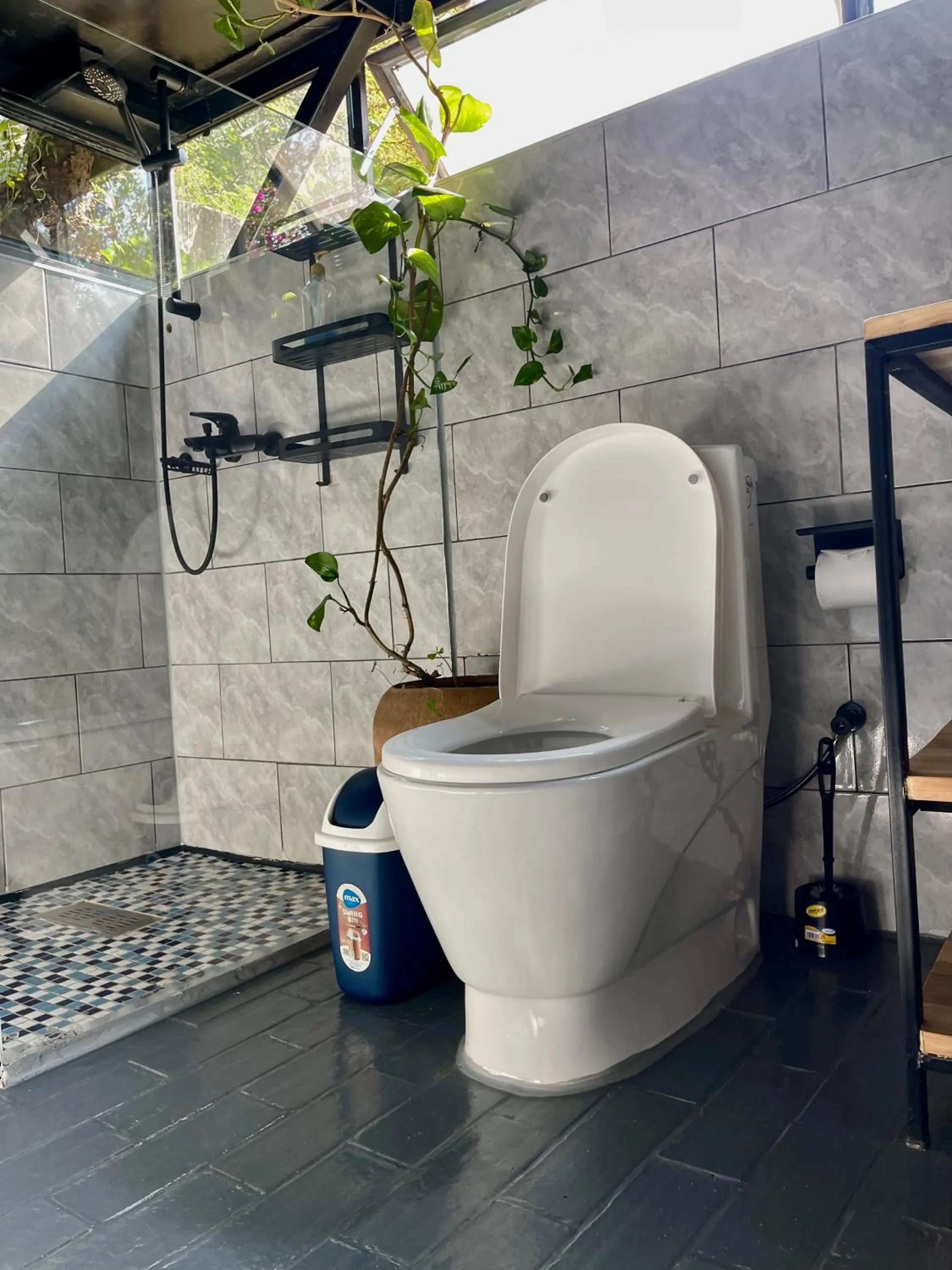 Bathroom in Eagle View Lodge - Kigali