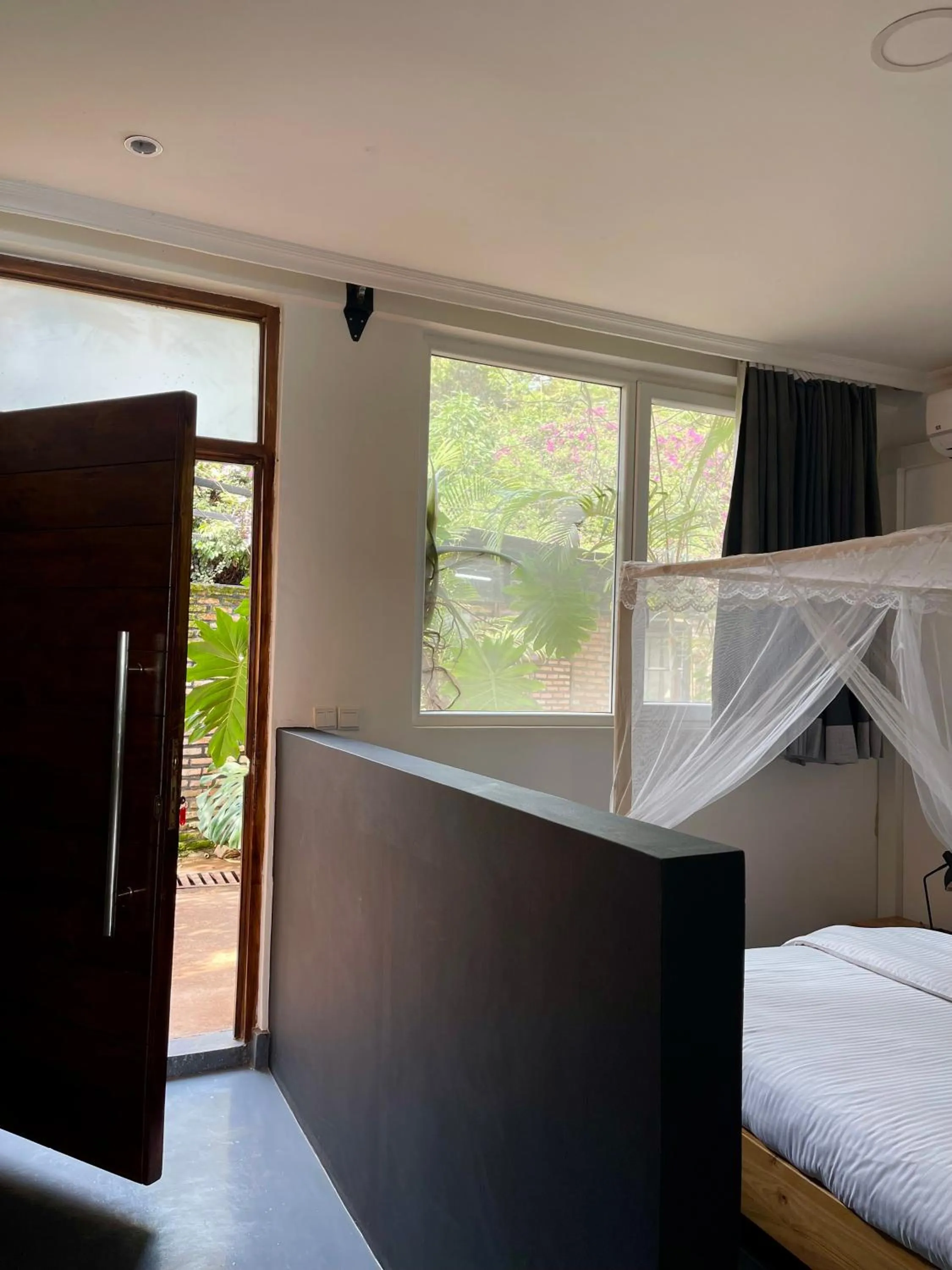 Photo of the whole room, Bed in Eagle View Lodge - Kigali