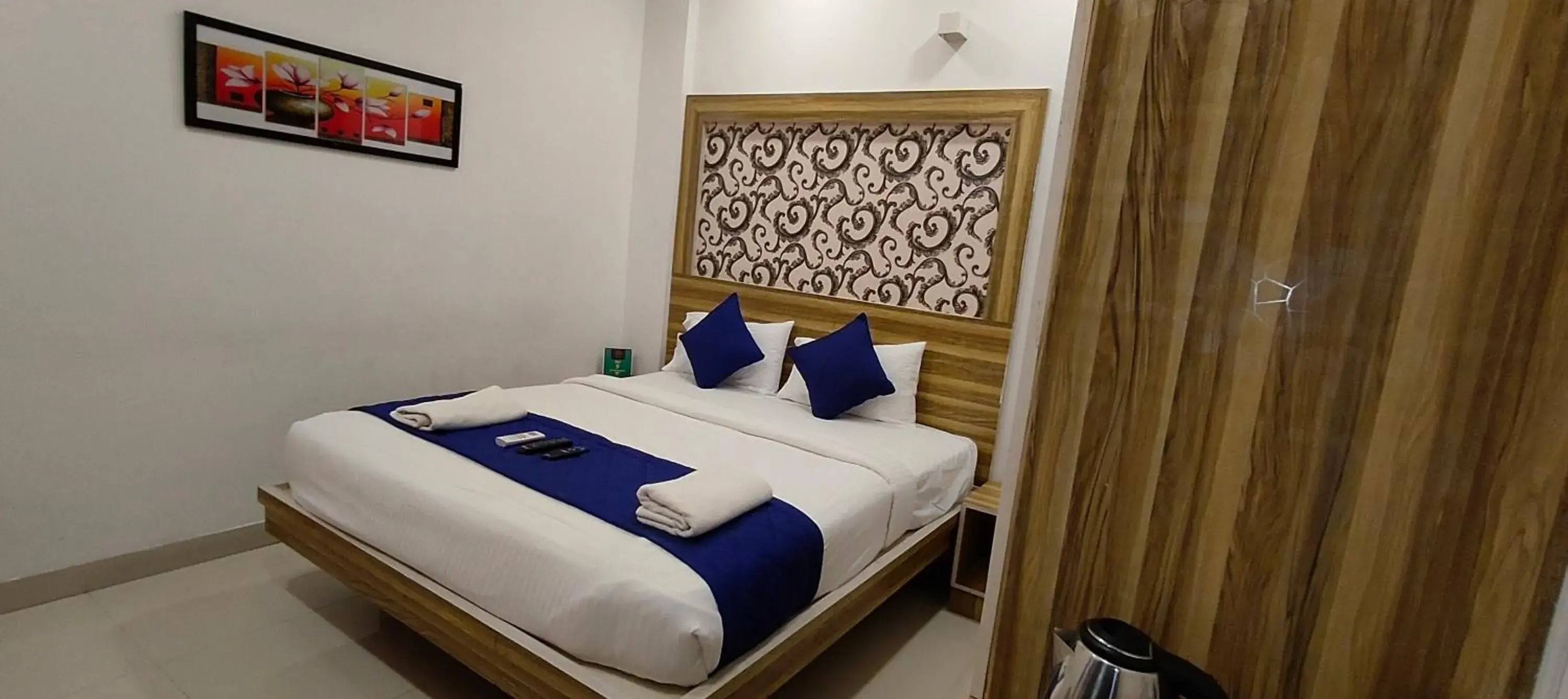 Bed in Hotel Dhruv Palace Bangalore Jakkur Bed in Hotel Dhruv Palace Bangalore Jakkur