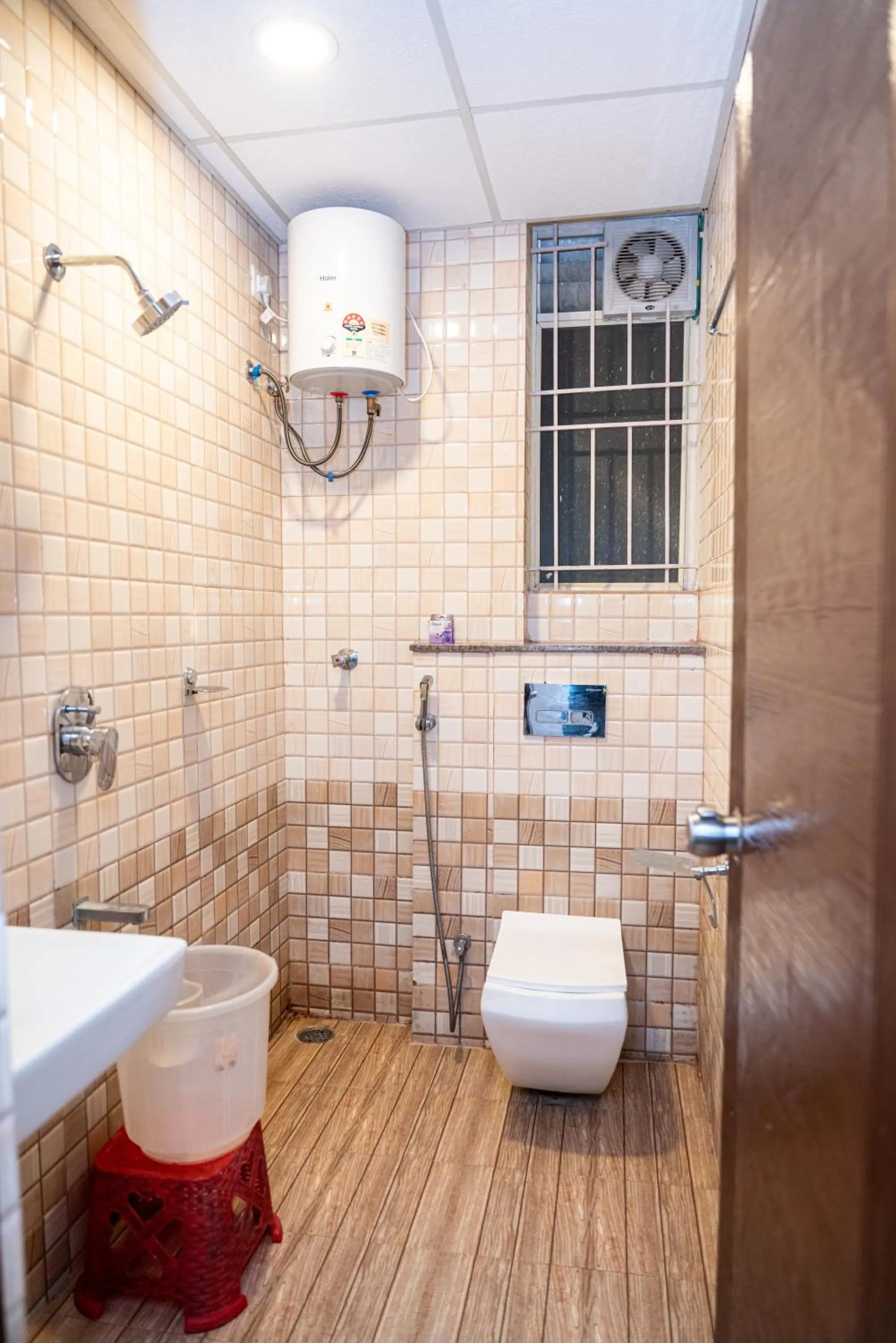 Bathroom in Hotel Dhruv Palace Bangalore Jakkur