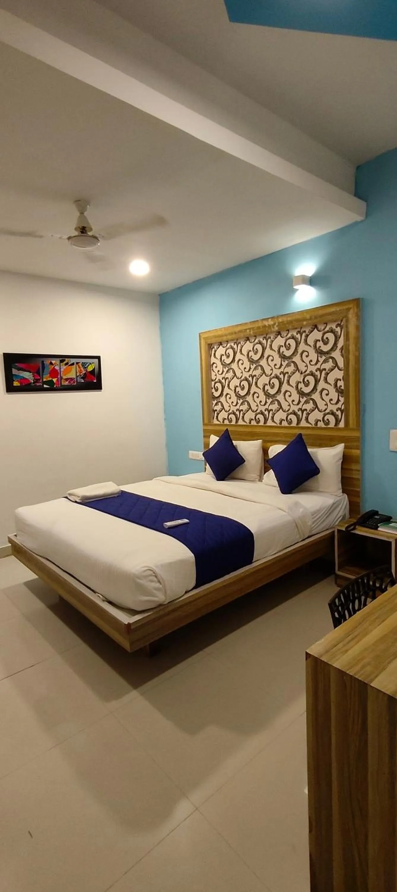 Bed in Hotel Dhruv Palace Bangalore Jakkur