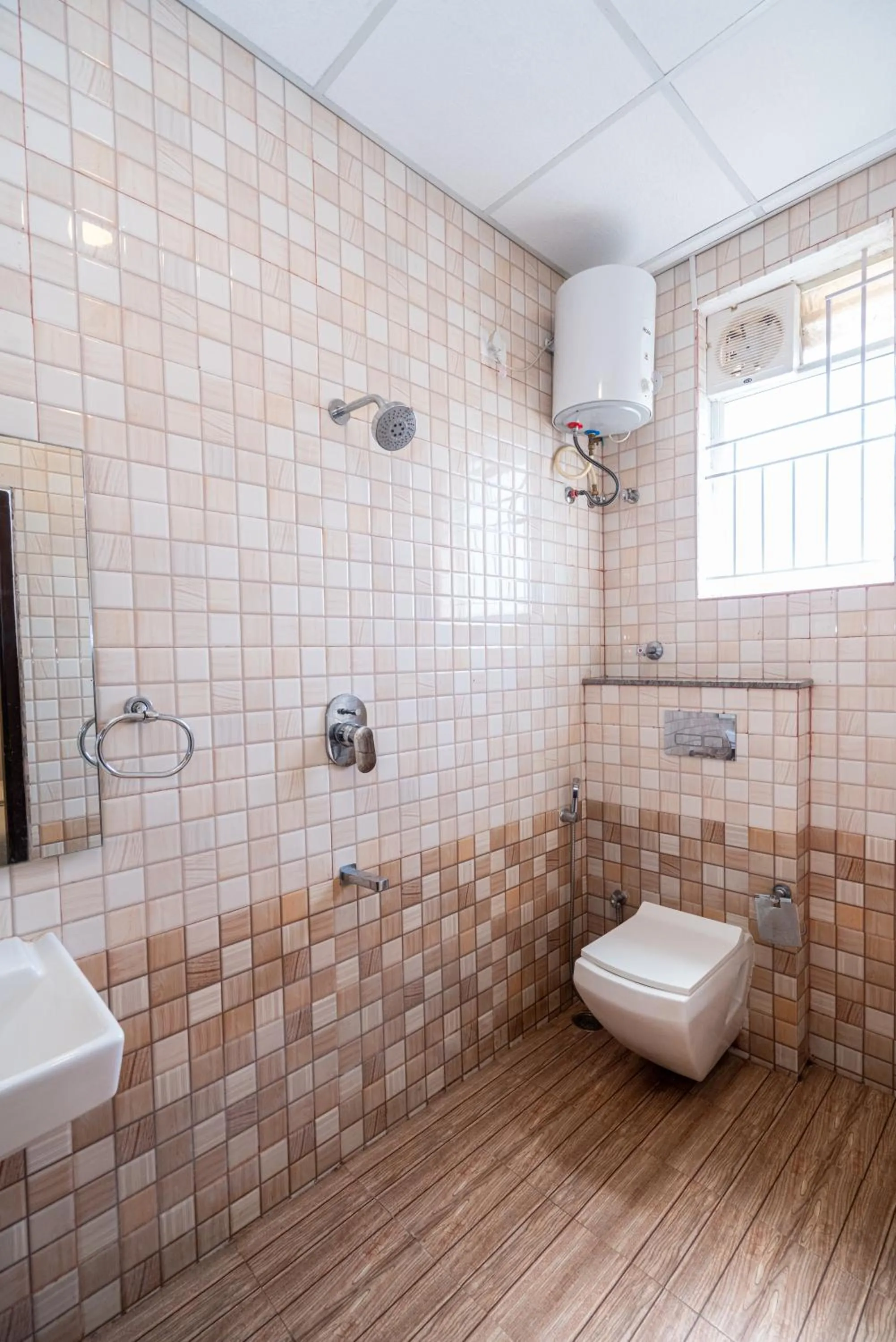 Toilet in Hotel Dhruv Palace Bangalore Jakkur