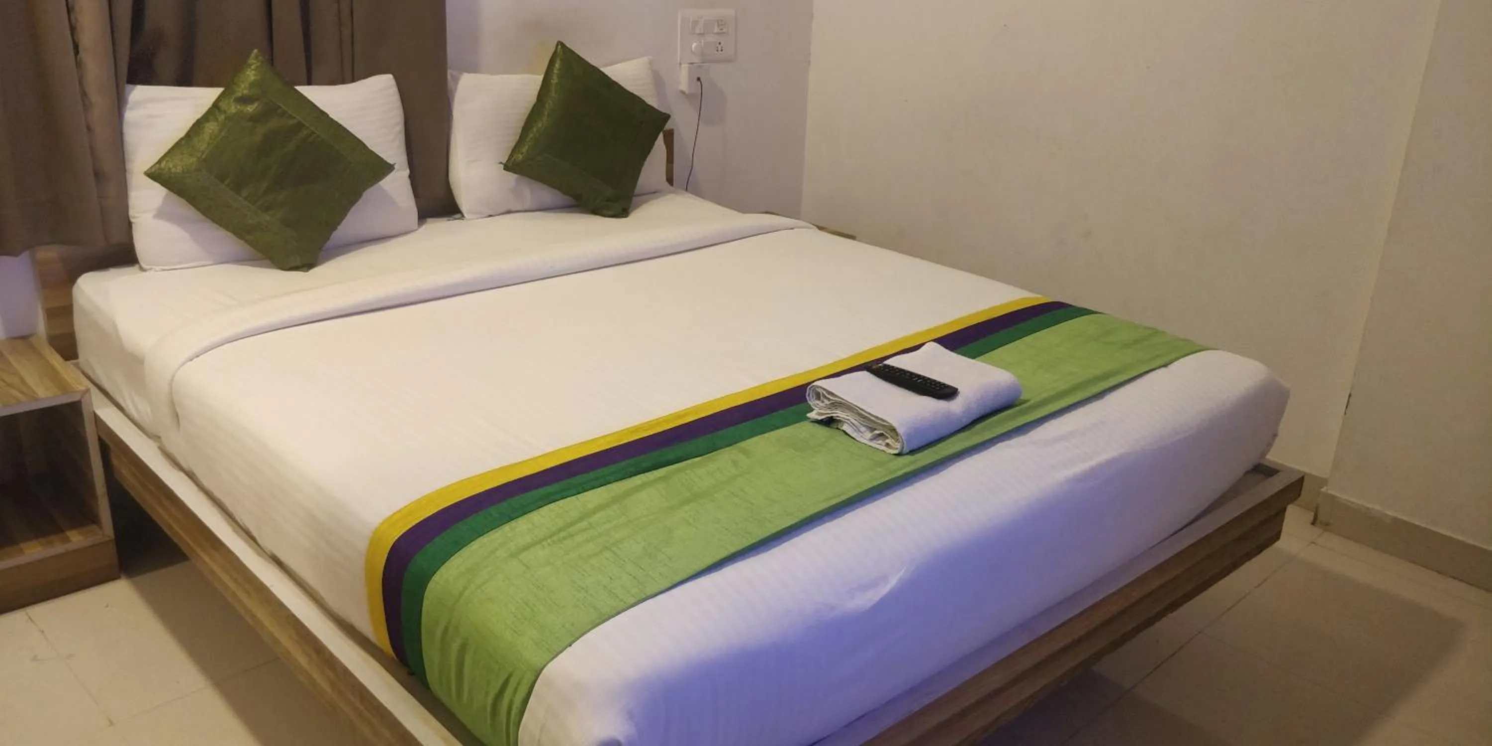 Bedroom, Bed in Hotel Dhruv Palace Bangalore Jakkur