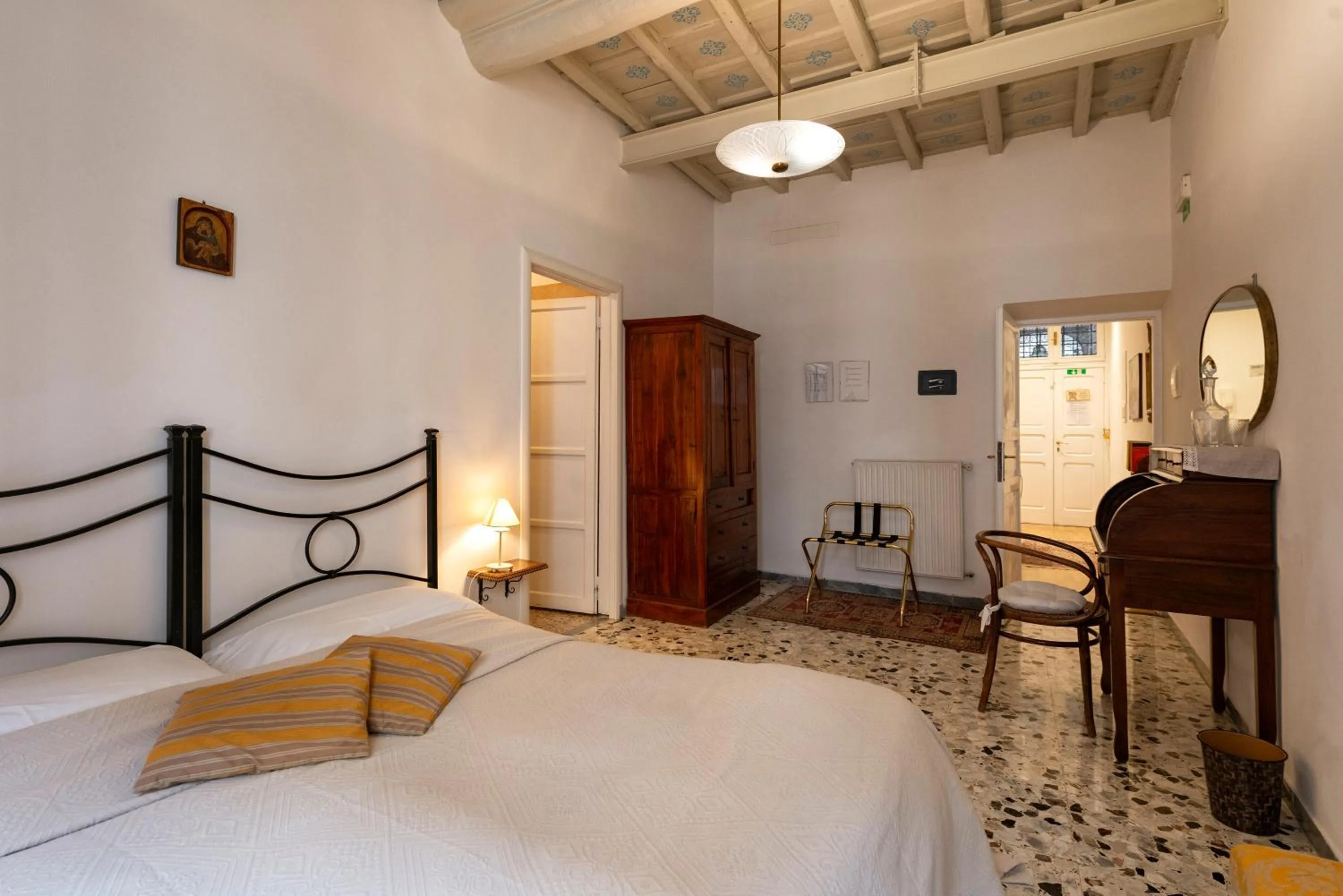 Bedroom, Bed in B&B La Scalinatella