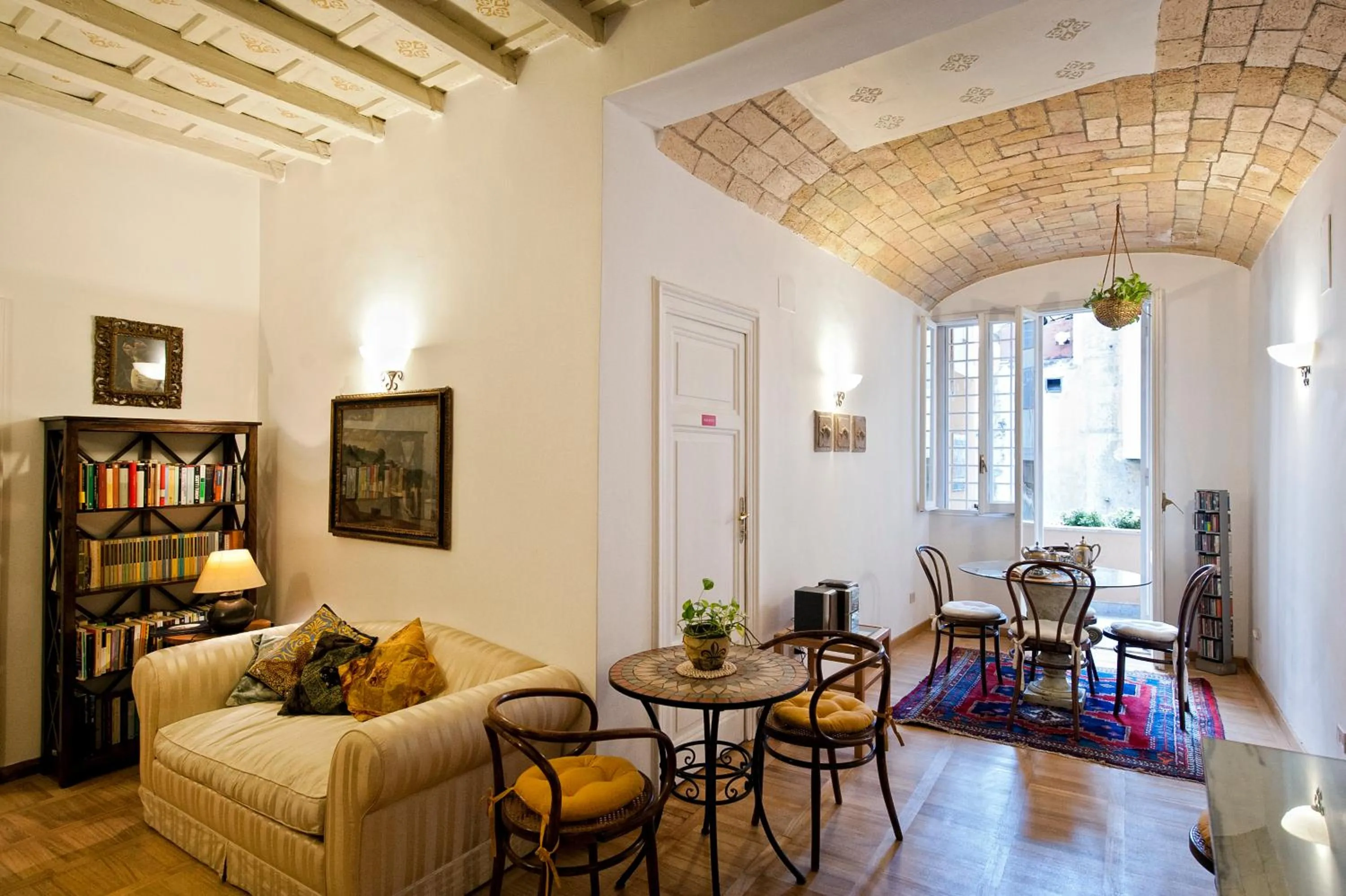 Communal lounge/ TV room in B&B La Scalinatella