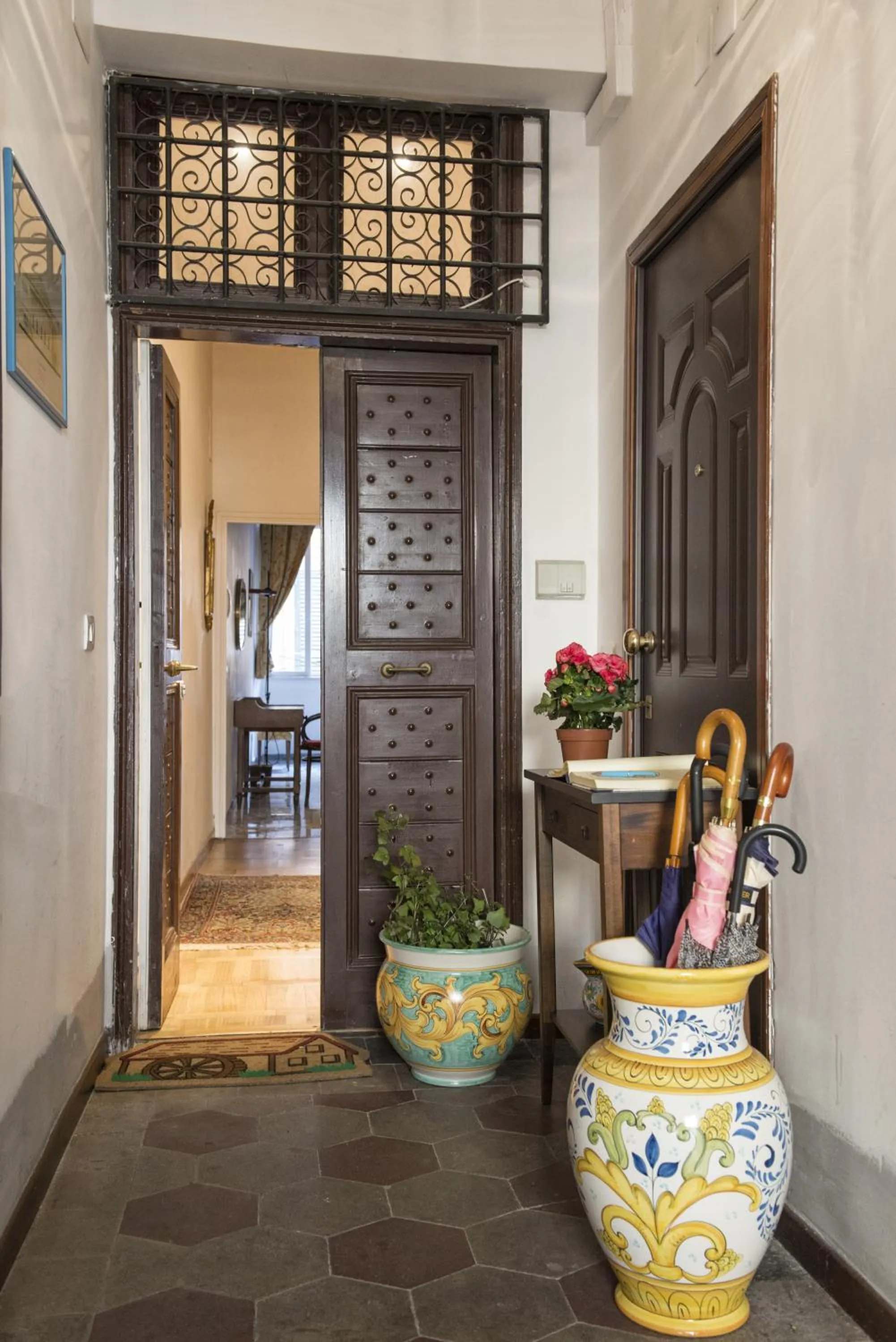 Facade/entrance in B&B La Scalinatella