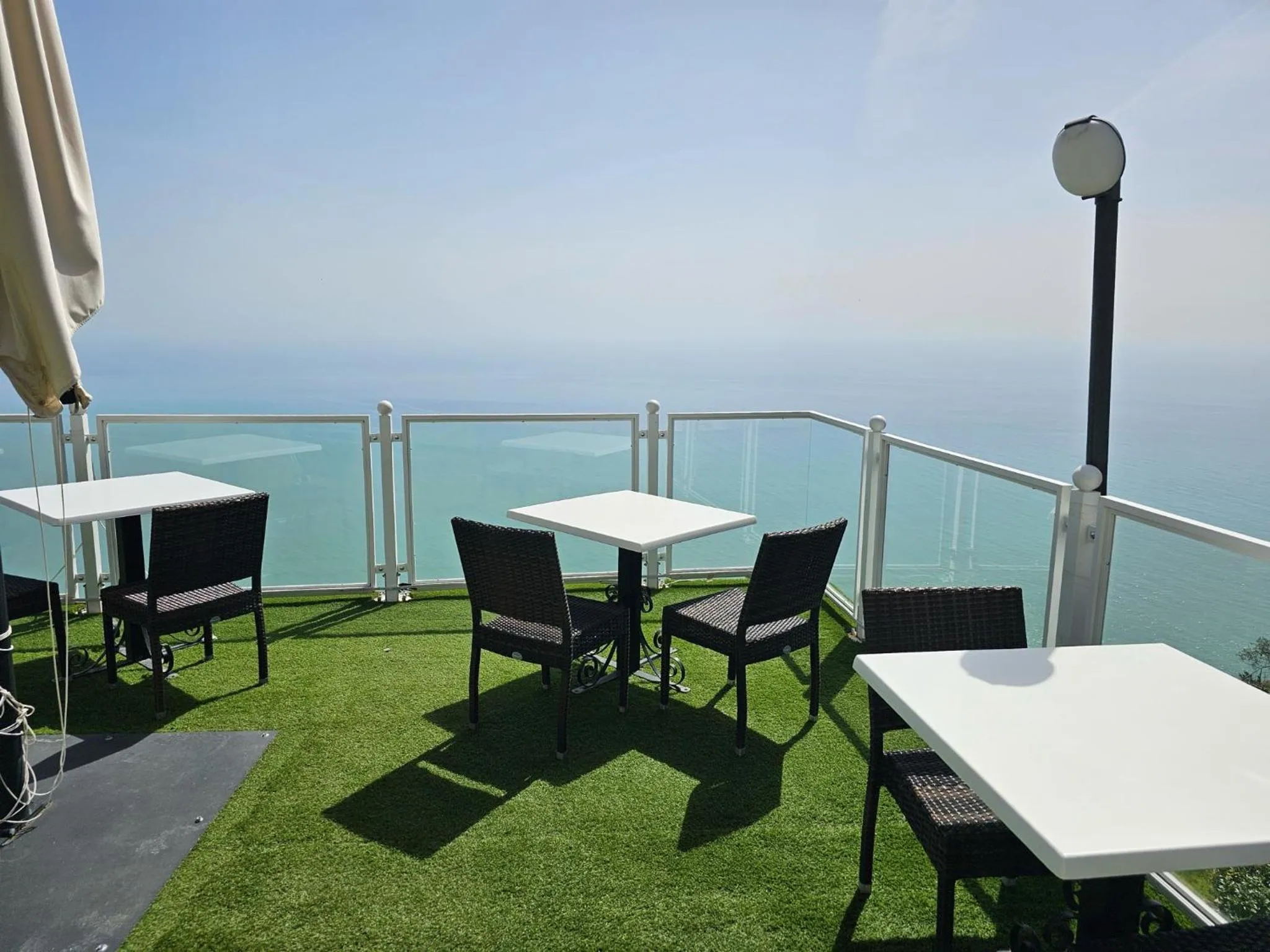 Restaurant/places to eat in Leonardo's B&B