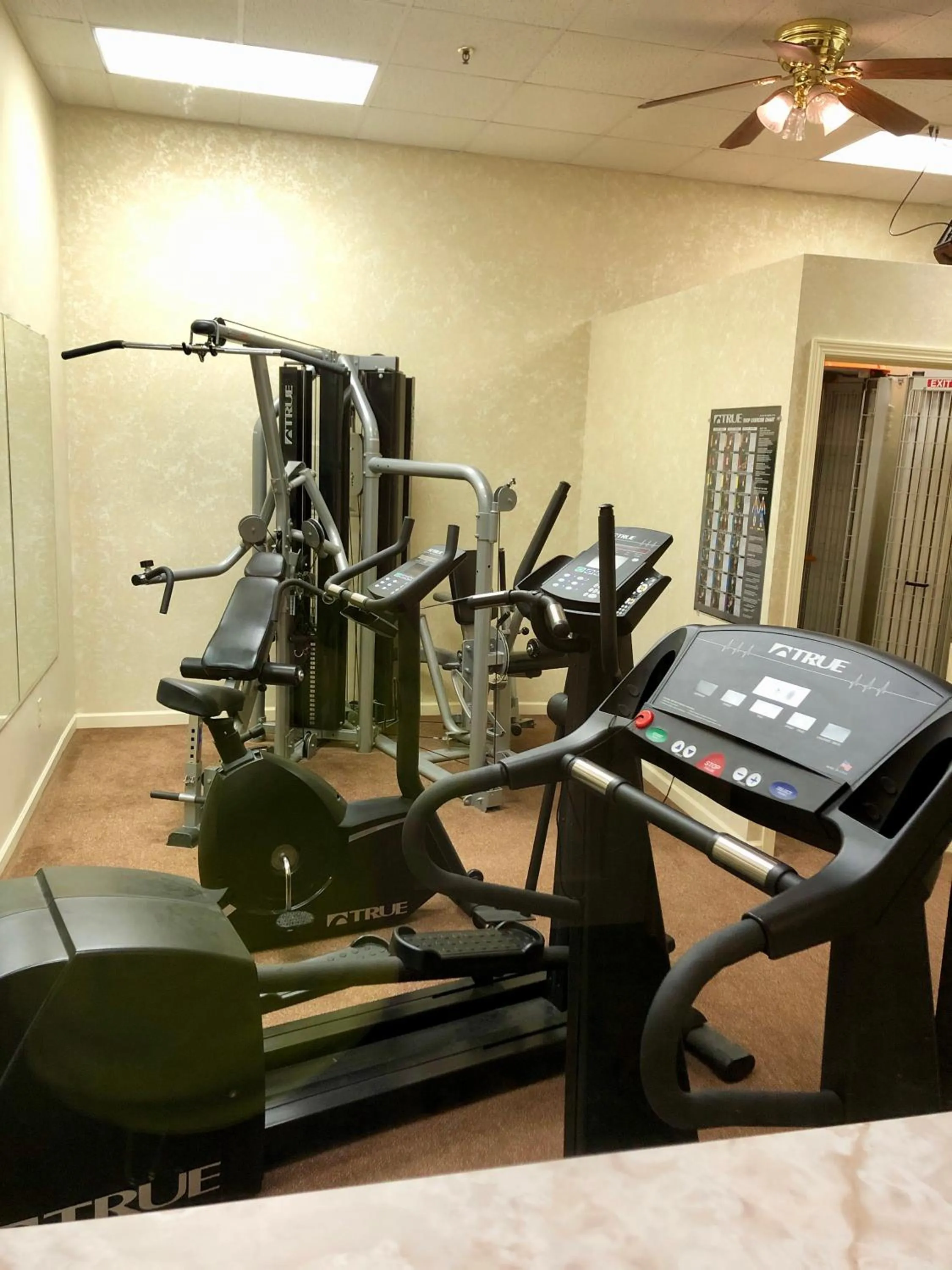 Fitness centre/facilities in Stearns Hotel
