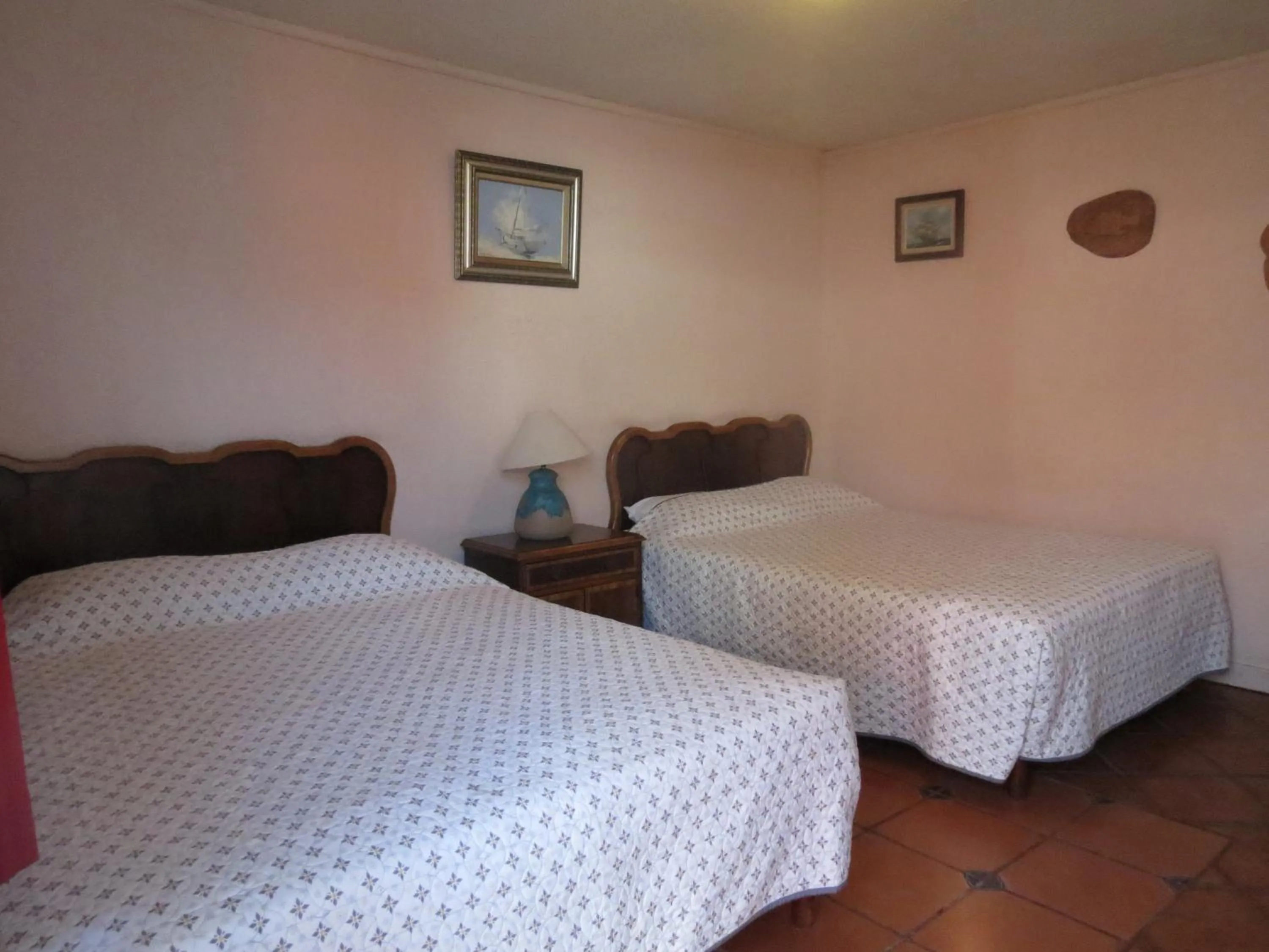 Bed in Restaurante Malarrimo Hotel & RV Parking