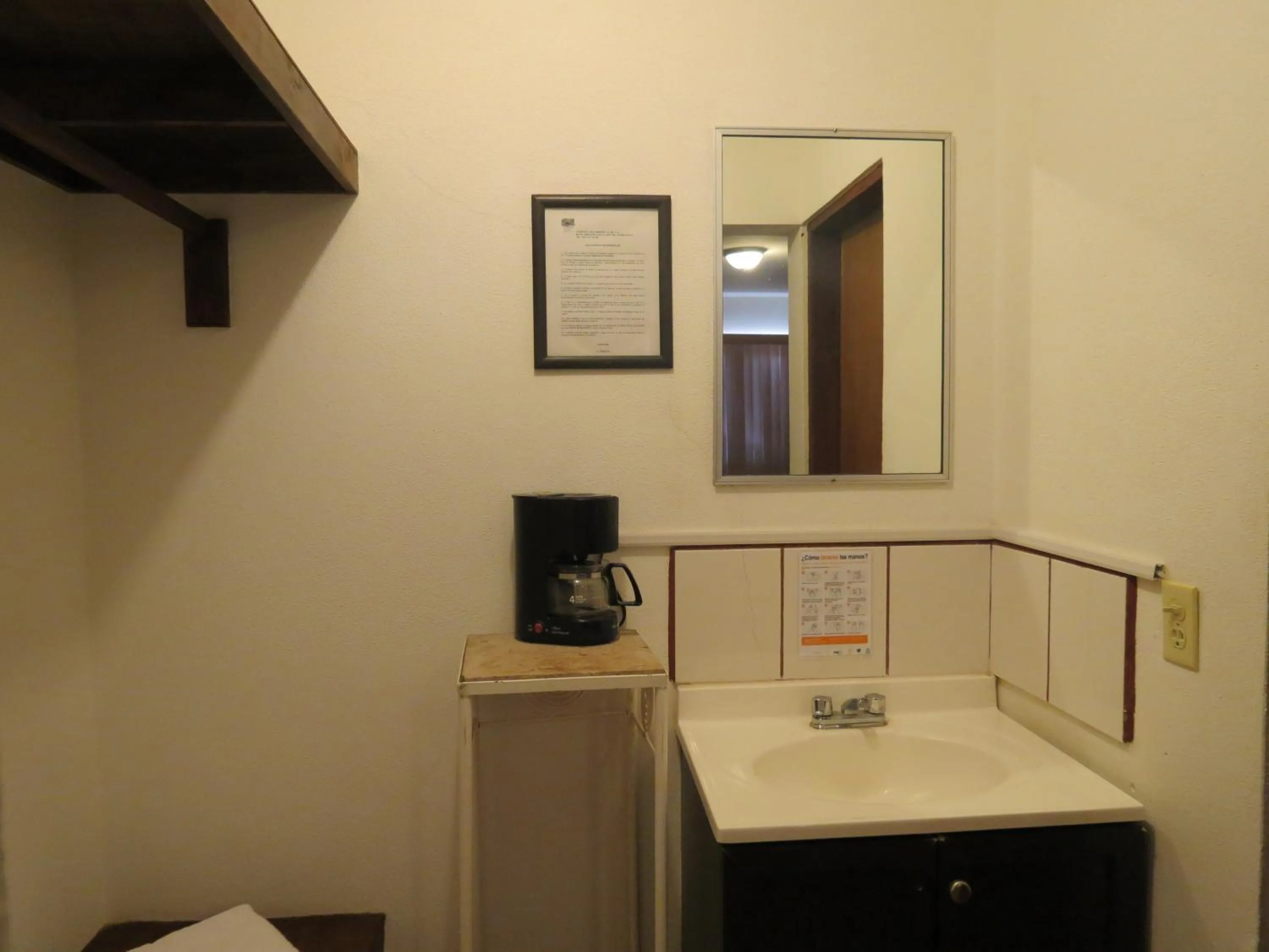 Bathroom in Restaurante Malarrimo Hotel & RV Parking