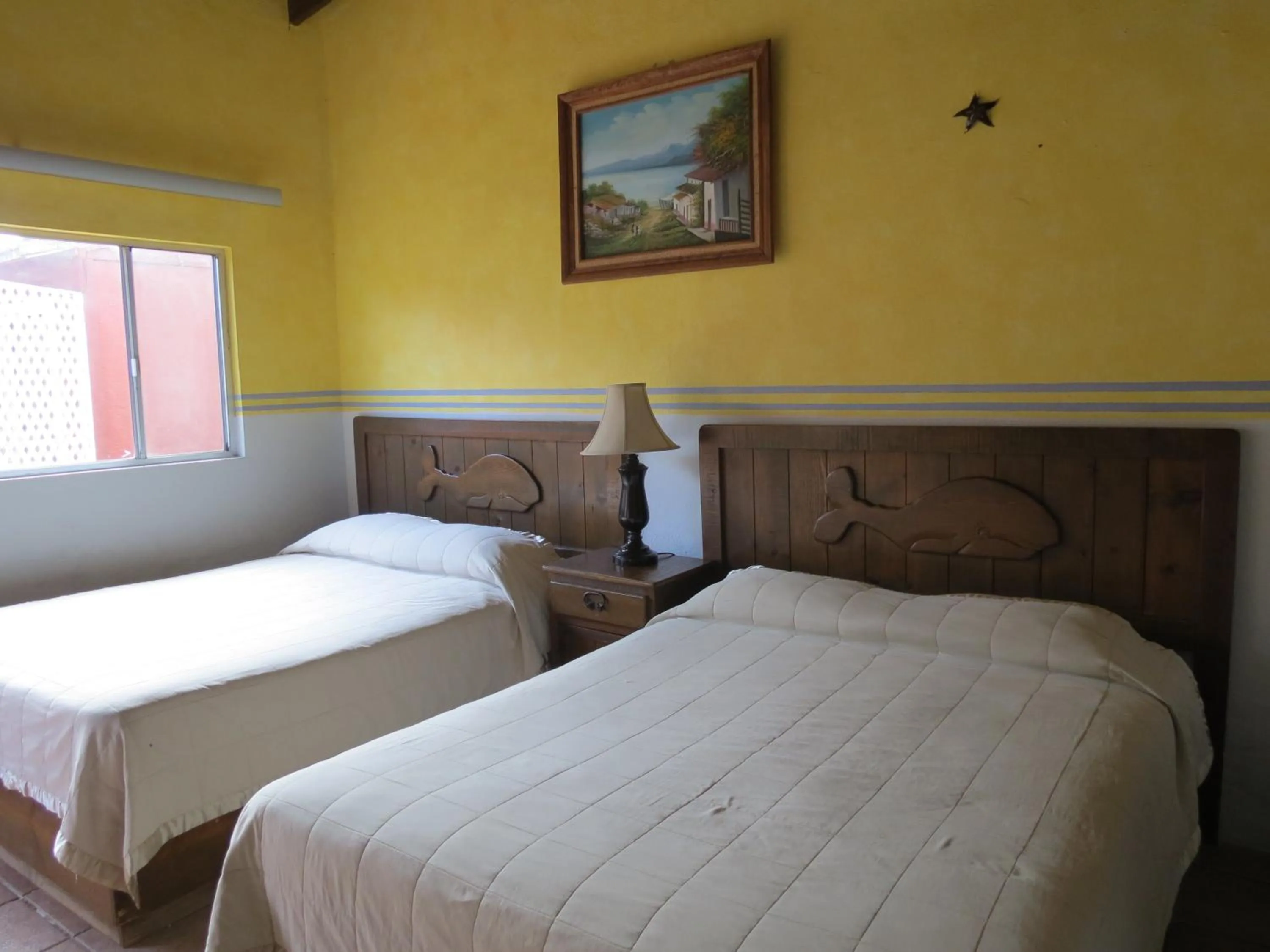 Bed in Restaurante Malarrimo Hotel & RV Parking