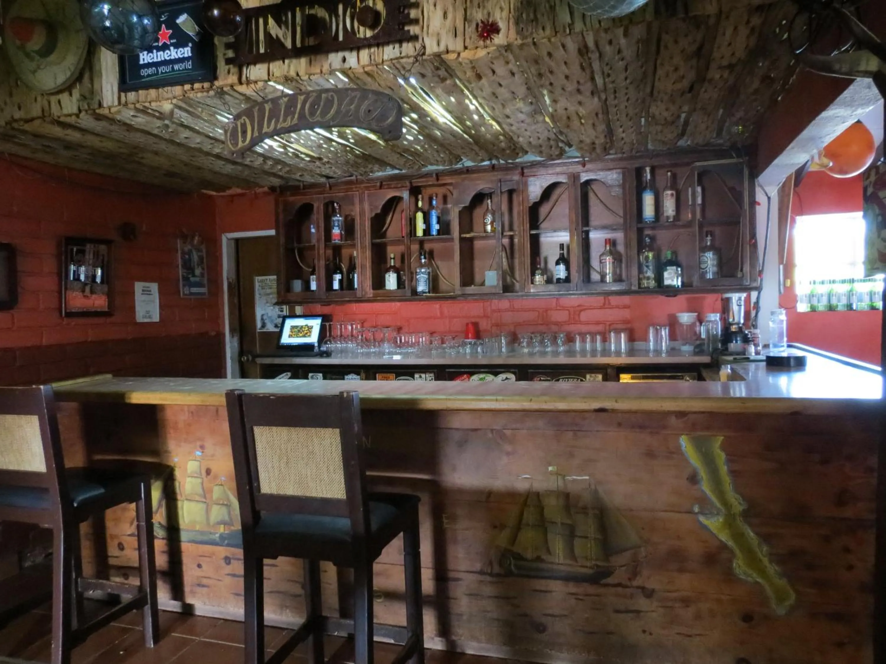 Lounge or bar in Restaurante Malarrimo Hotel & RV Parking