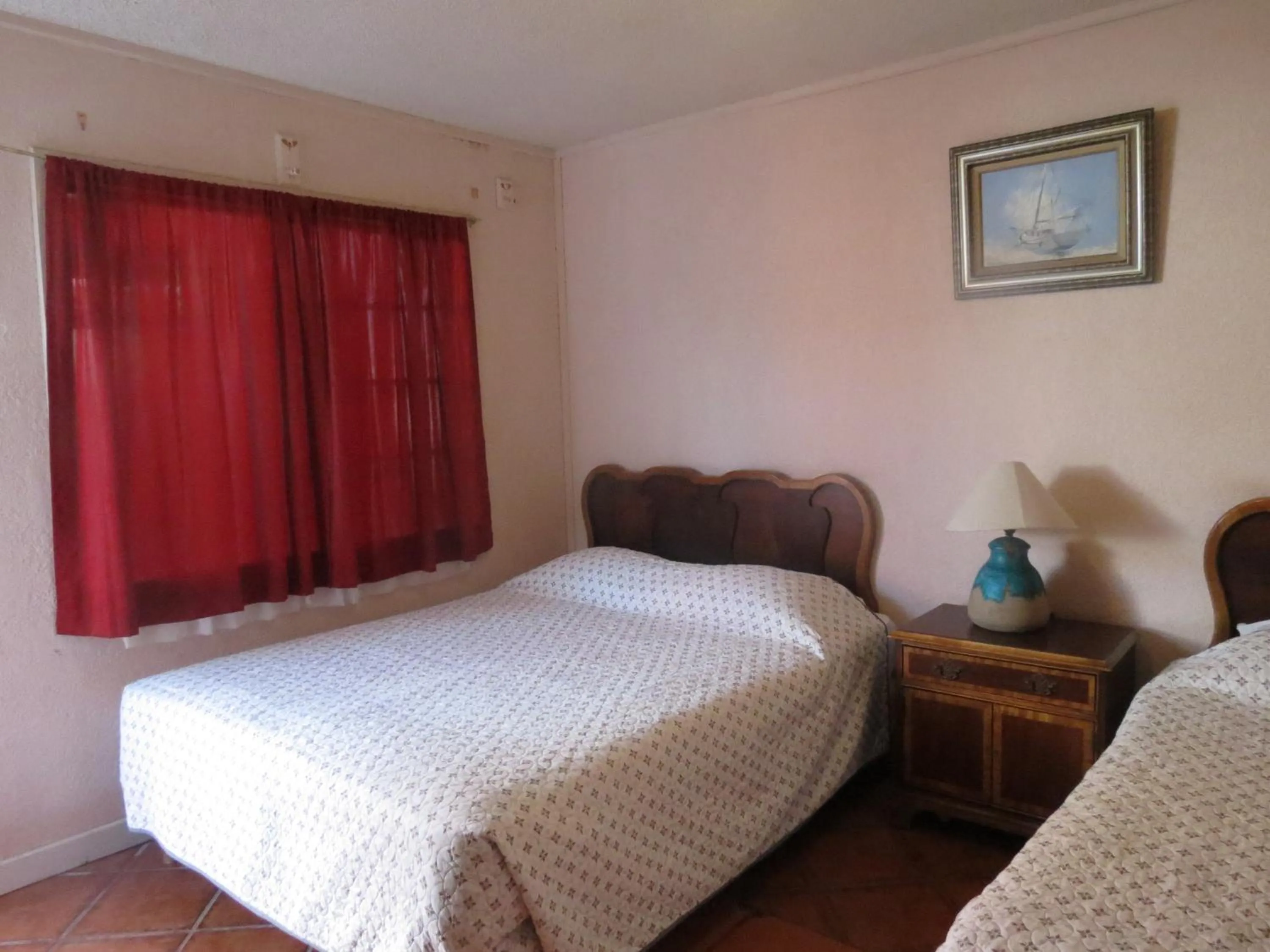 Bed in Restaurante Malarrimo Hotel & RV Parking