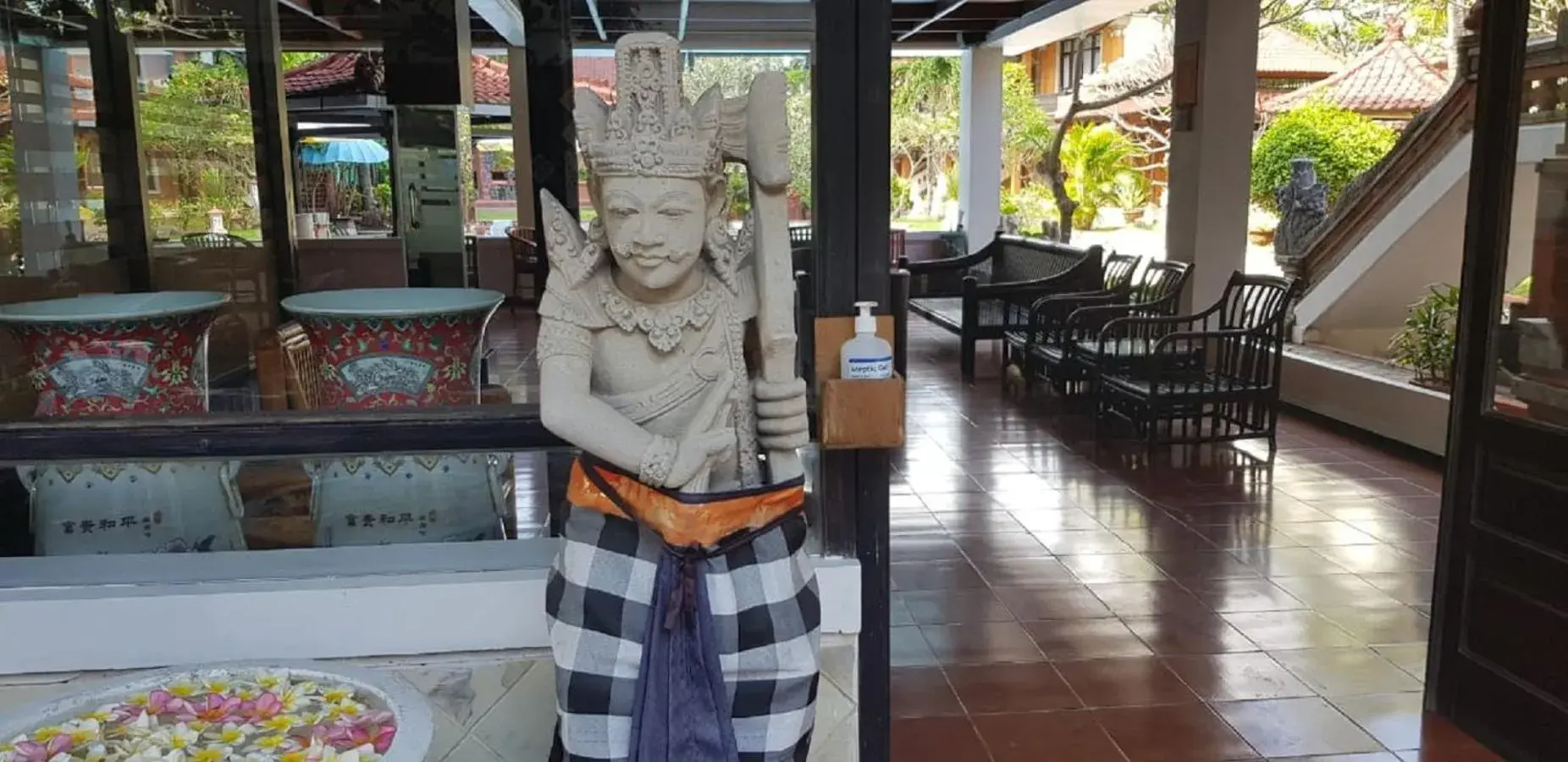 Lobby or reception in Puri Naga Beachfront Cottages Lobby or reception in Puri Naga Beachfront Cottages