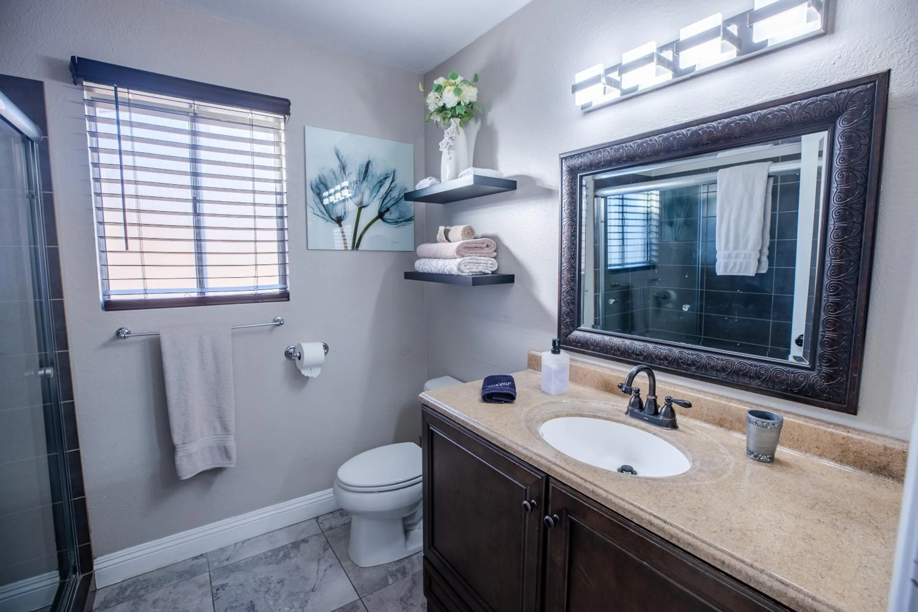 1800 SqFt House W/Heated Pool Spa 13Min From Strip