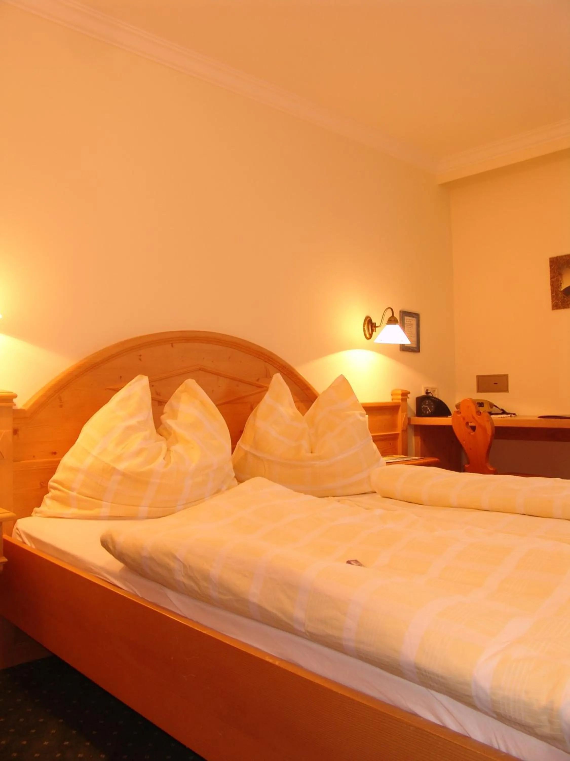 Bed in Hotel Kreutzer