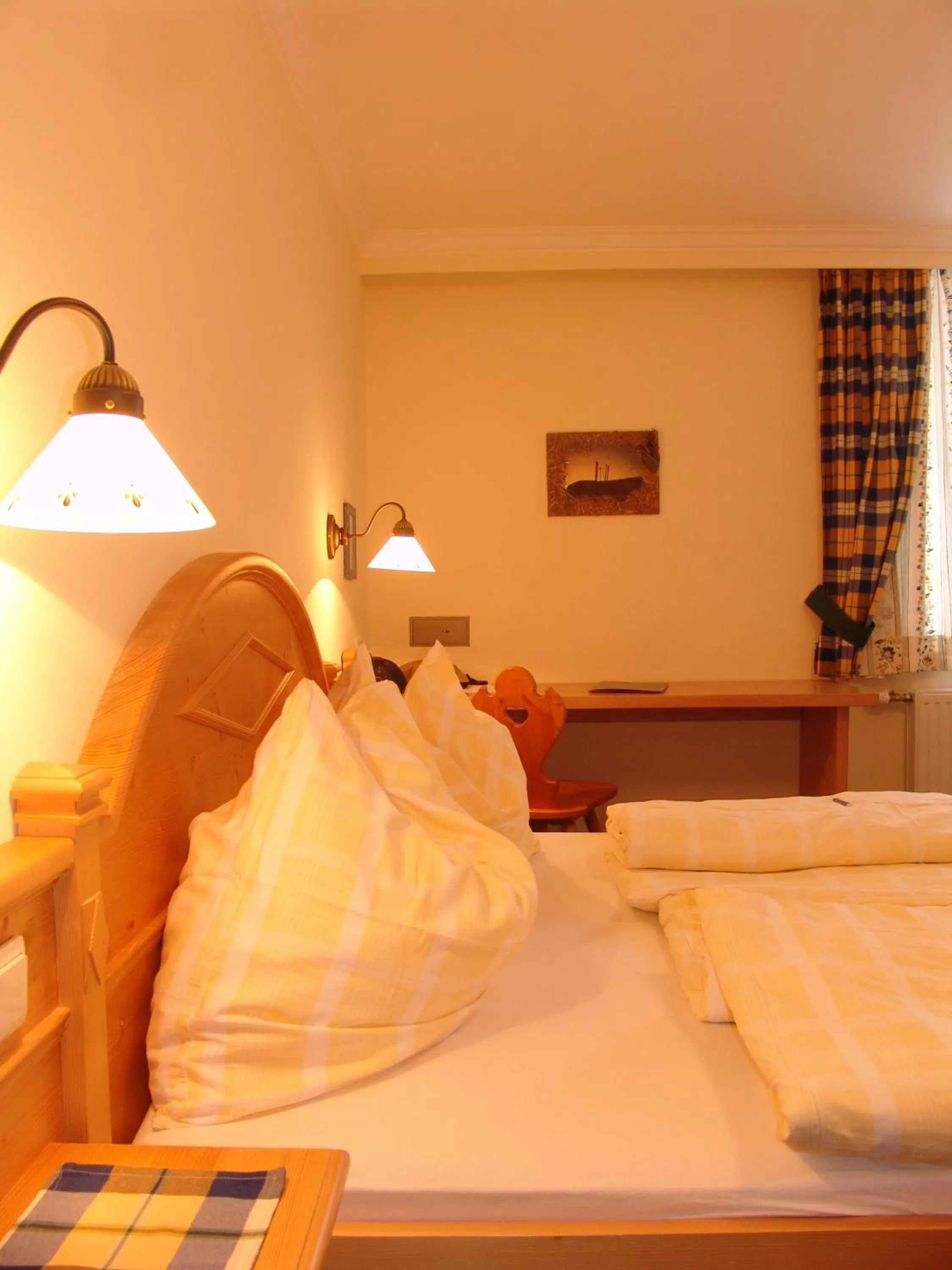 Bed in Hotel Kreutzer