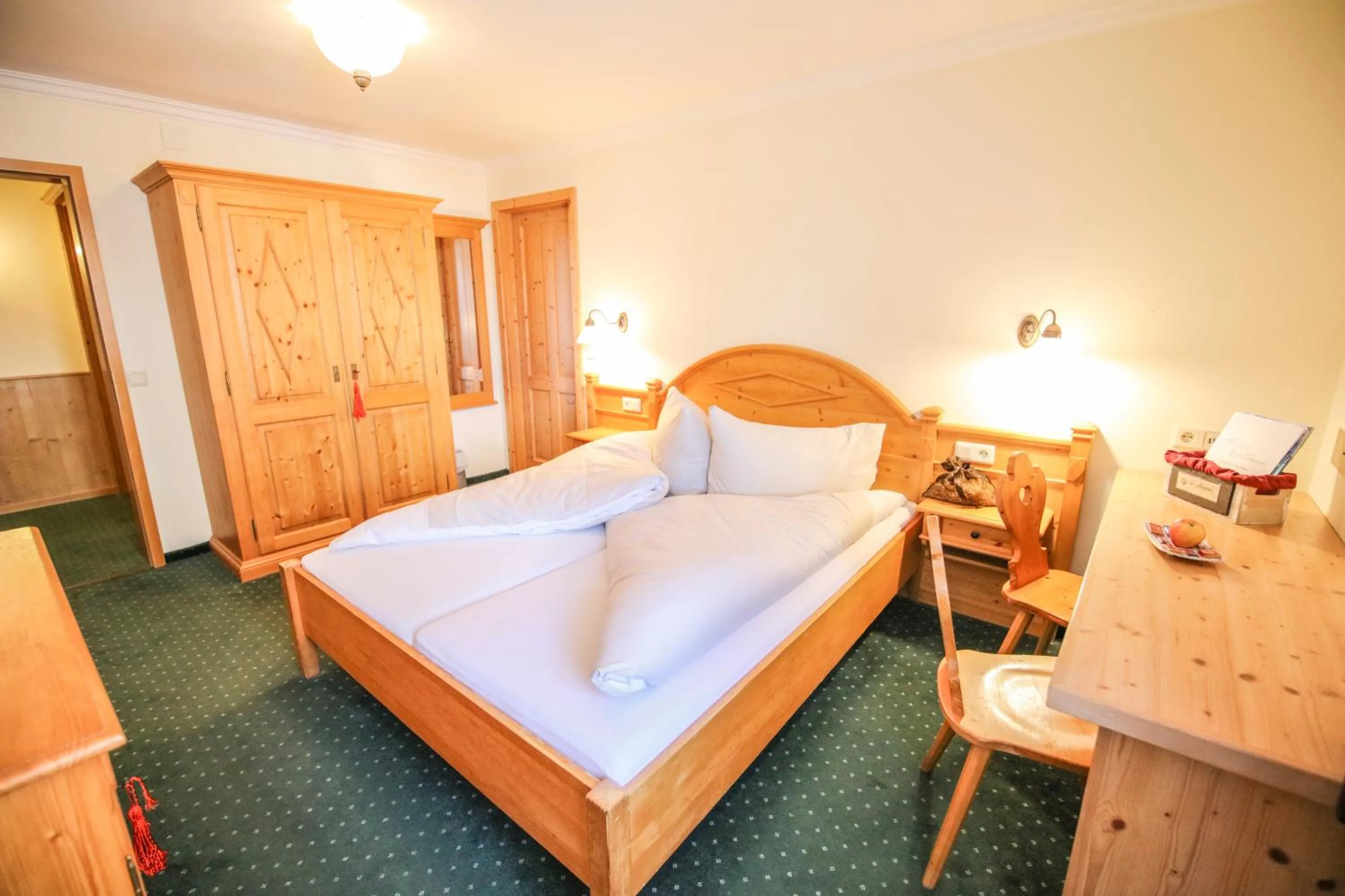 Bed in Hotel Kreutzer