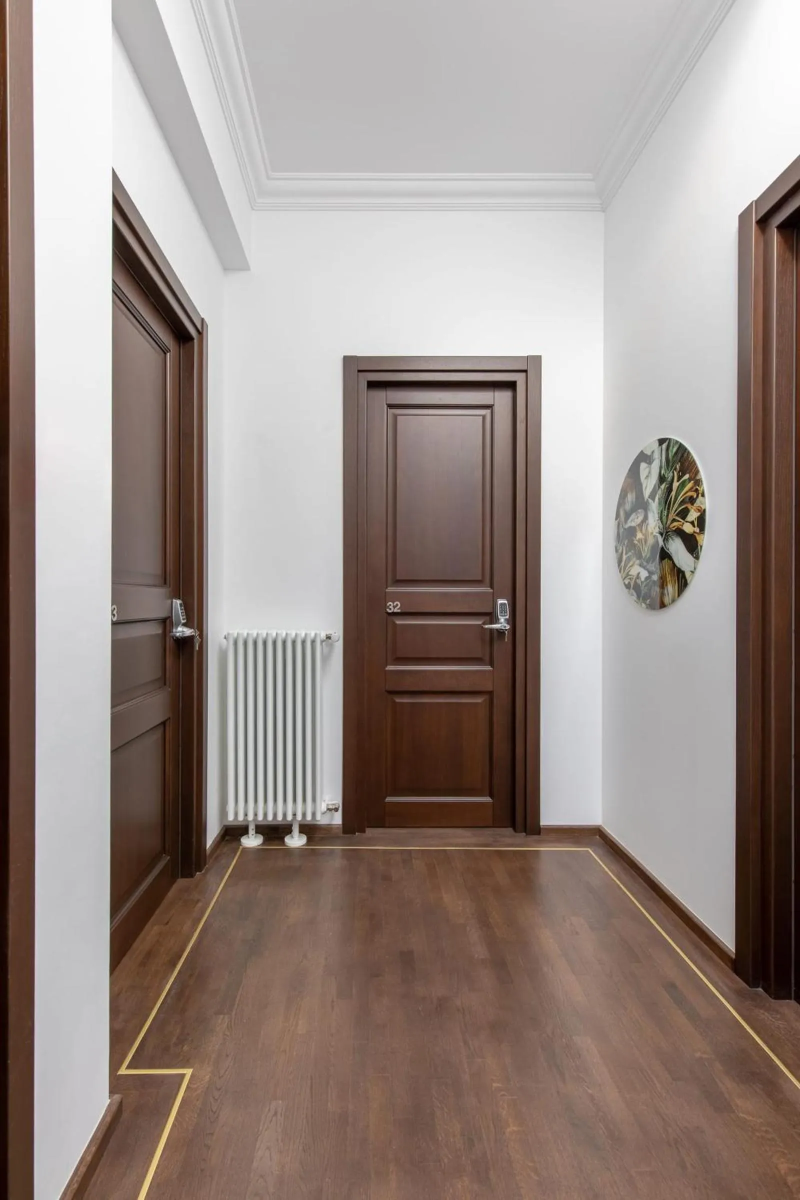 Facade/entrance in Old Town Luxury Suites