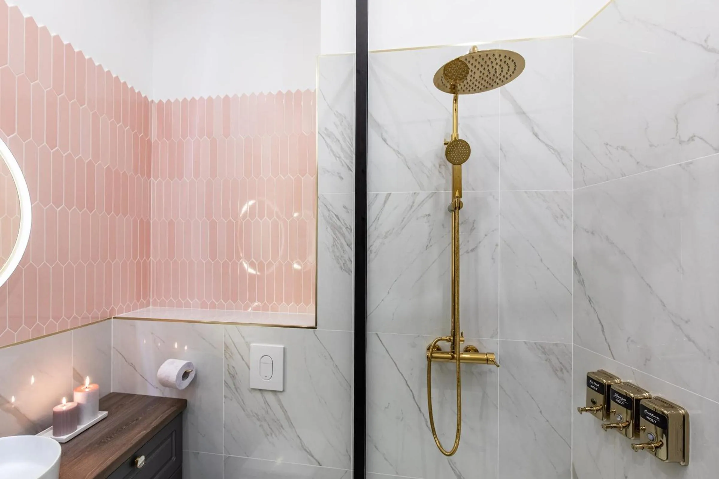 Shower in Old Town Luxury Suites