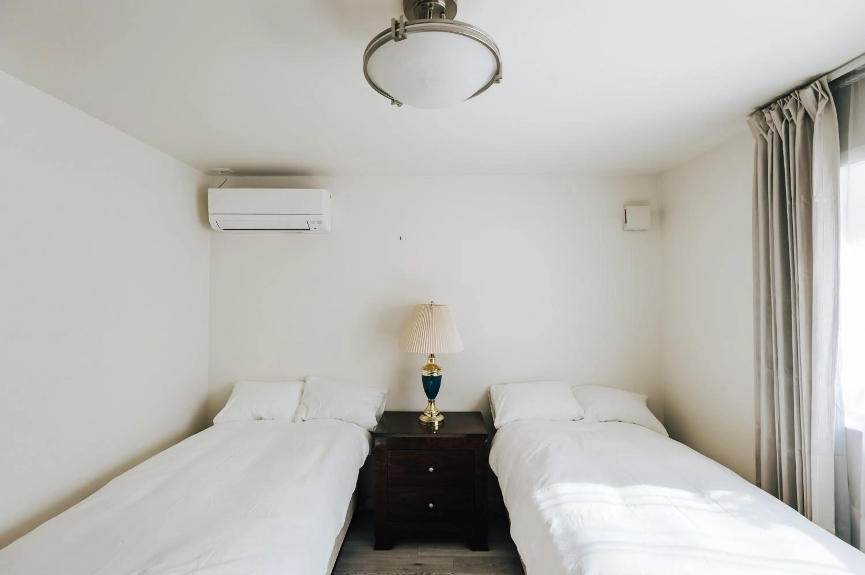 Bed in Beach side House SHELL kamakurahase