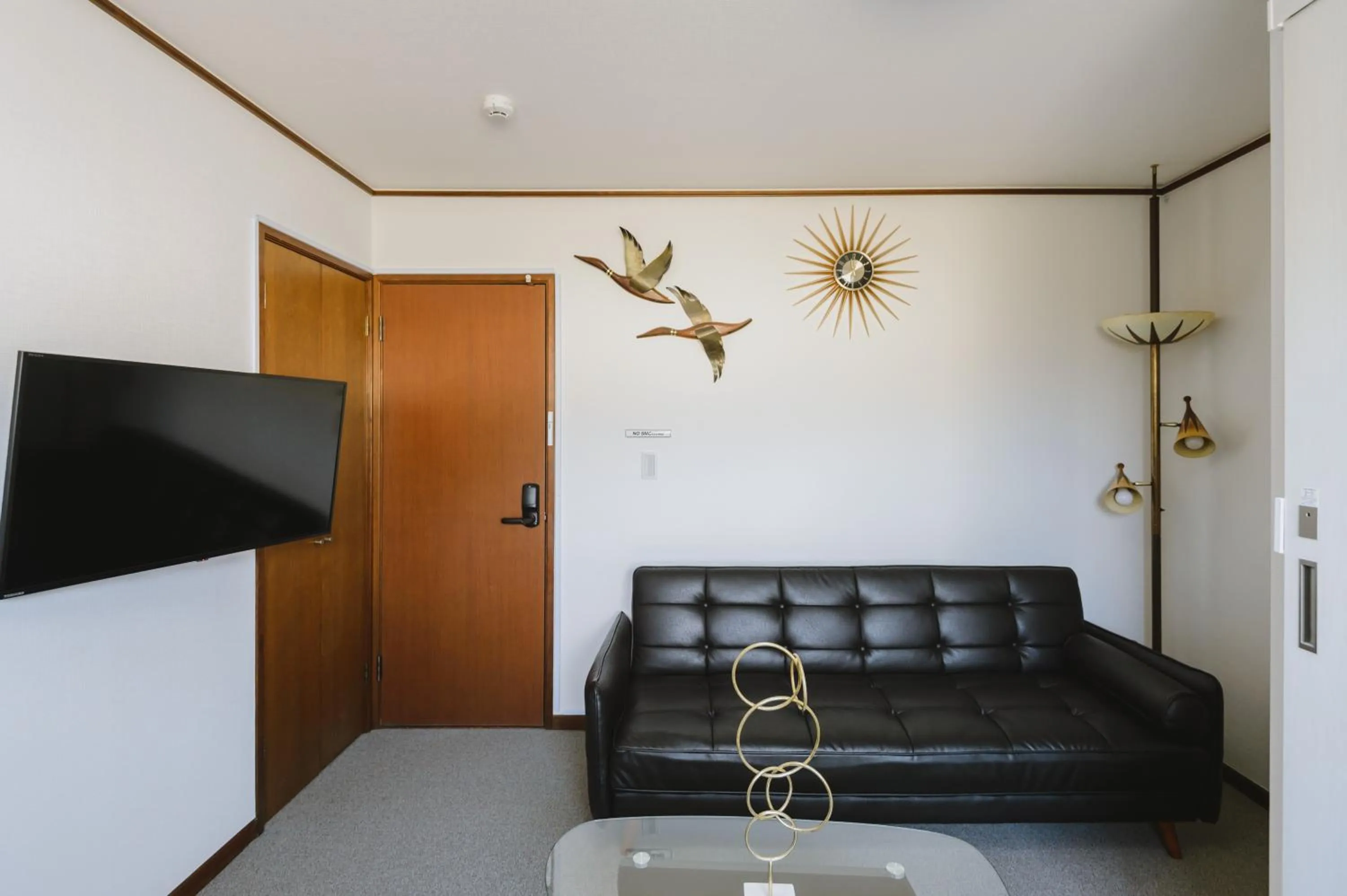 Living room in Beach side House SHELL kamakurahase