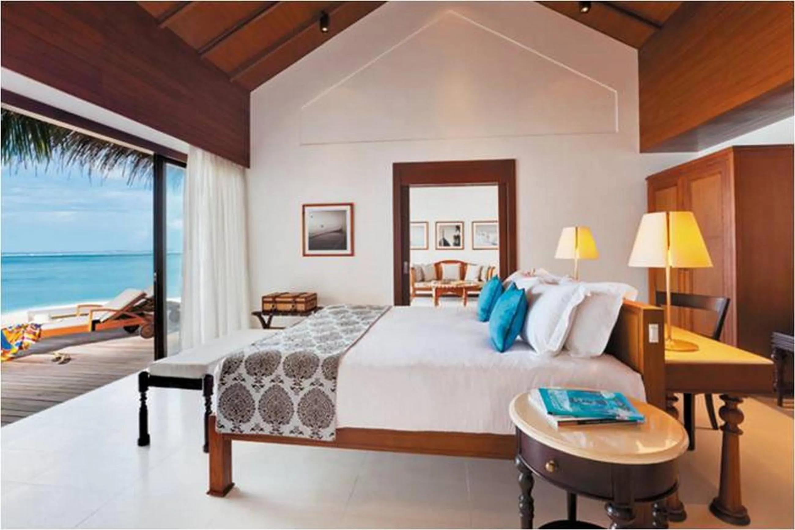 Bedroom, Bed in The Residence Maldives