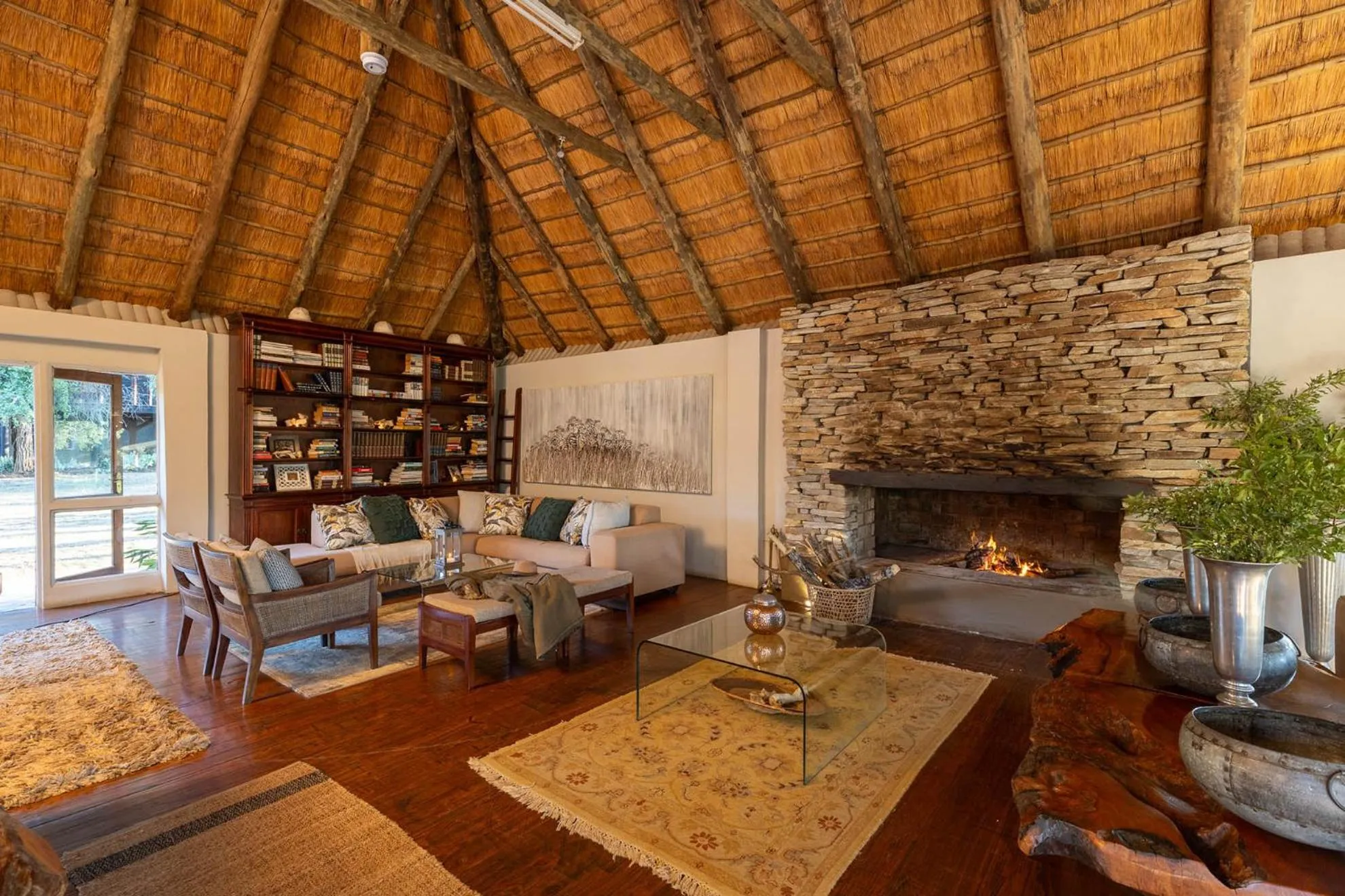 Communal lounge/ TV room in Karongwe - River Safari Lodge