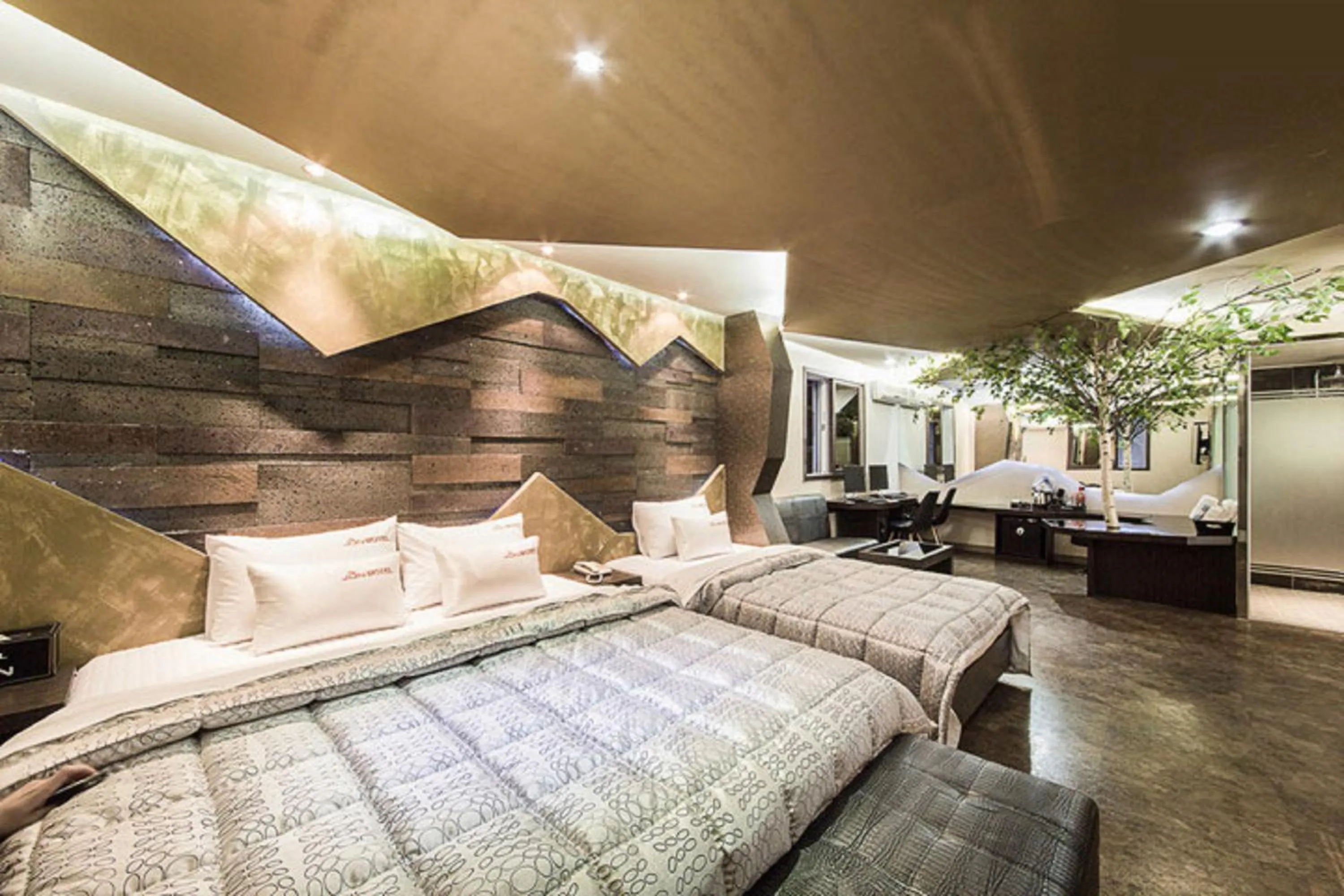 Decorative detail, Bed in Hotel JUNE Haeundae