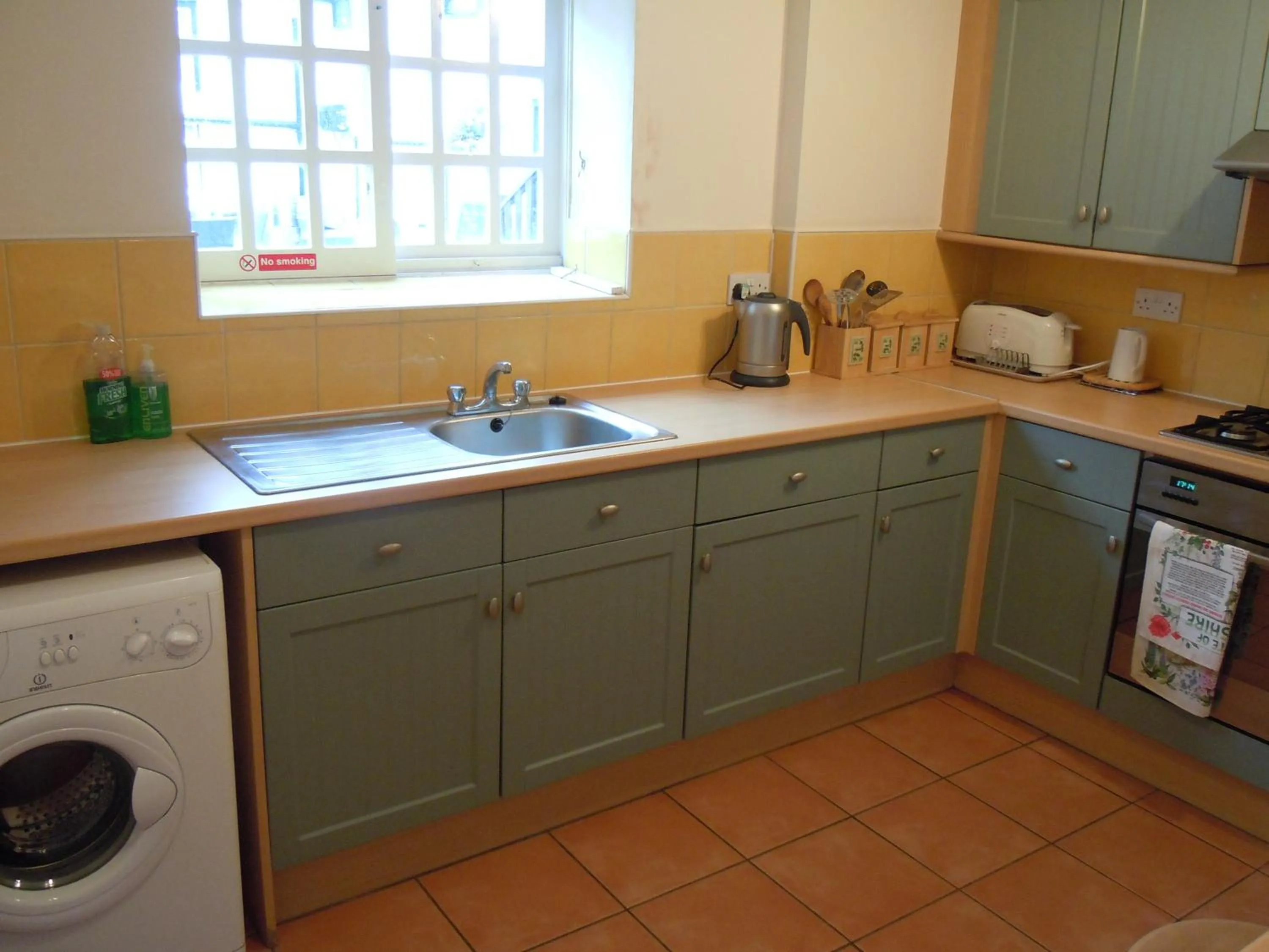 Kitchen or kitchenette in The New Inn