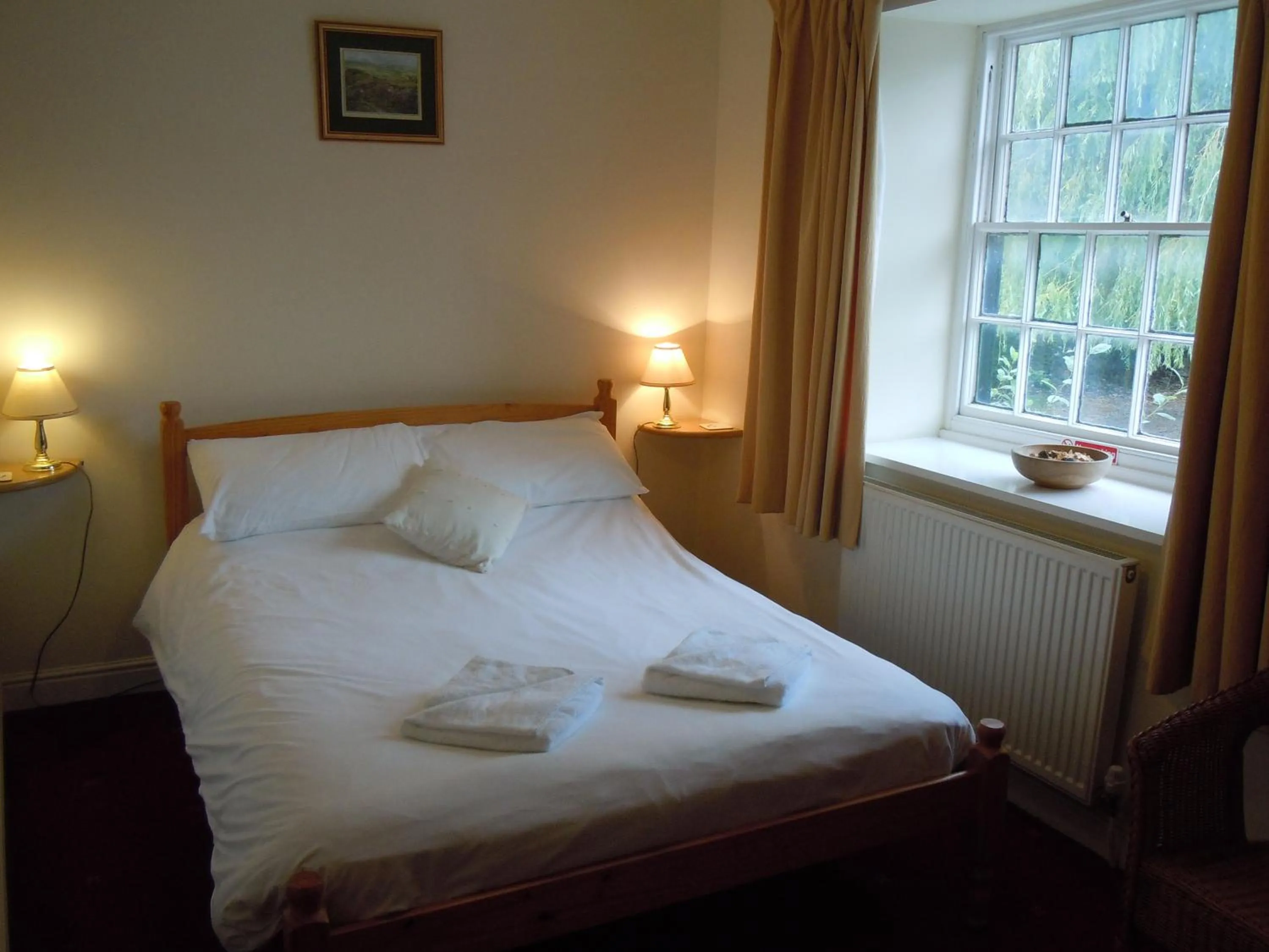 Day, Bed in The New Inn