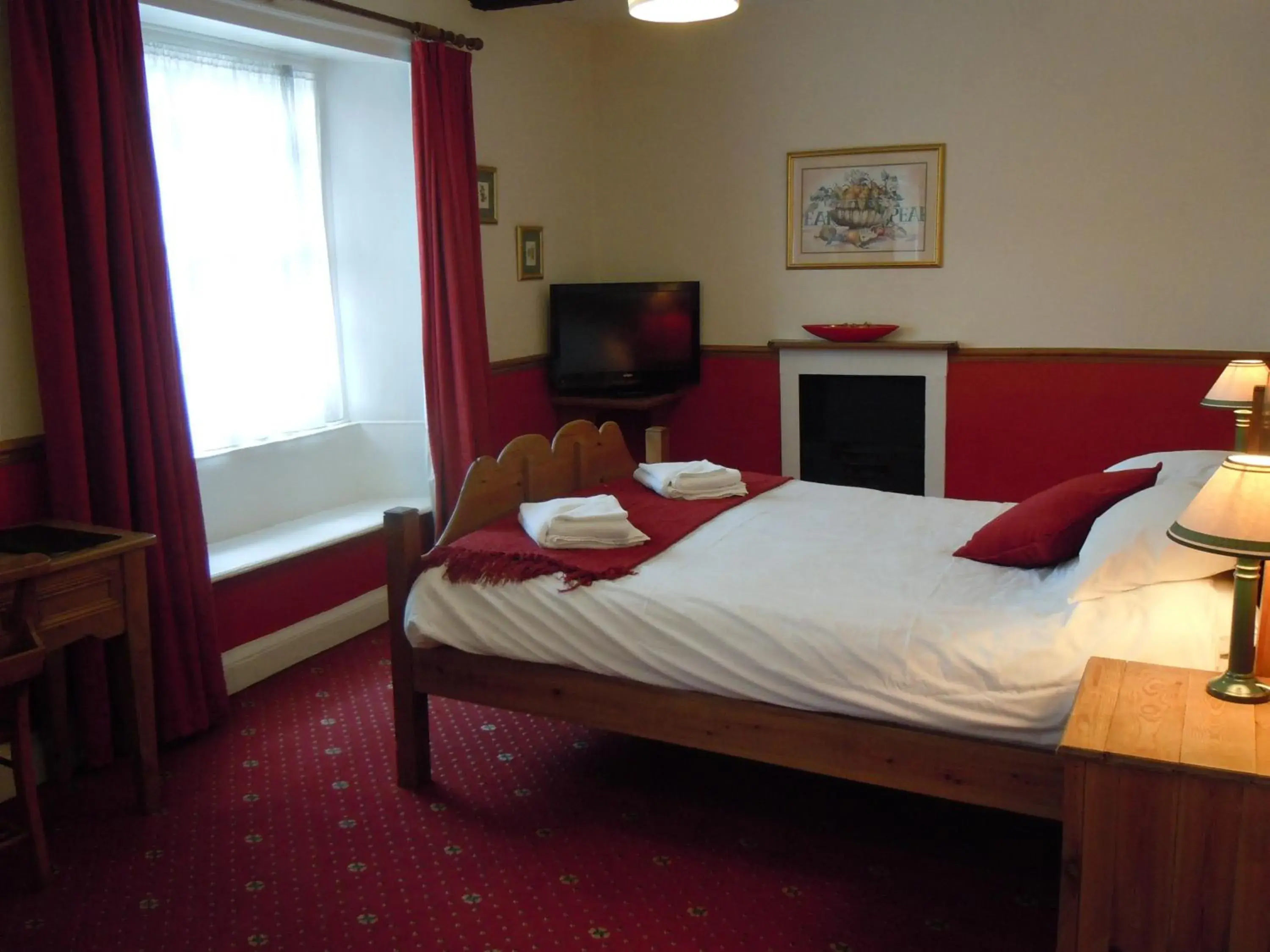 Standard King Room in The New Inn Standard King Room in The New Inn