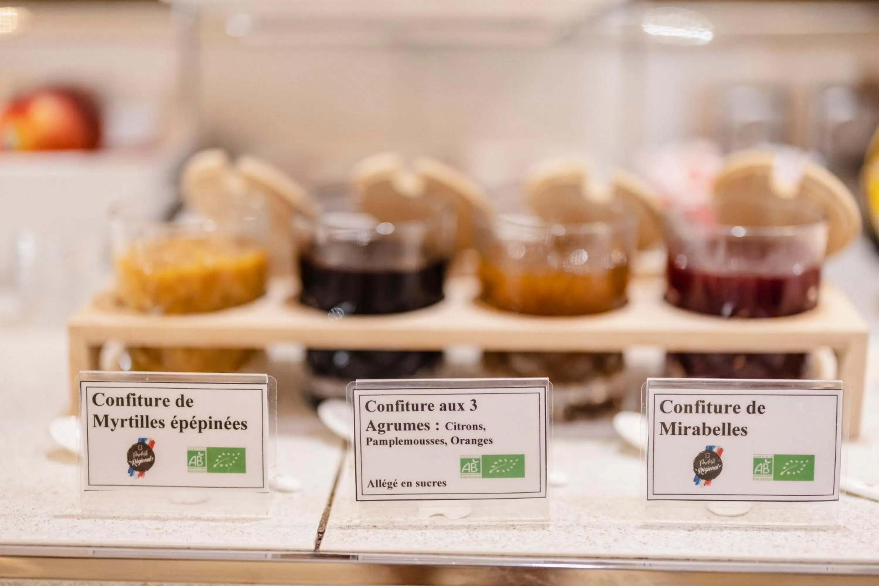 Buffet breakfast in Hôtel Les Trois Roses, Meylan Grenoble