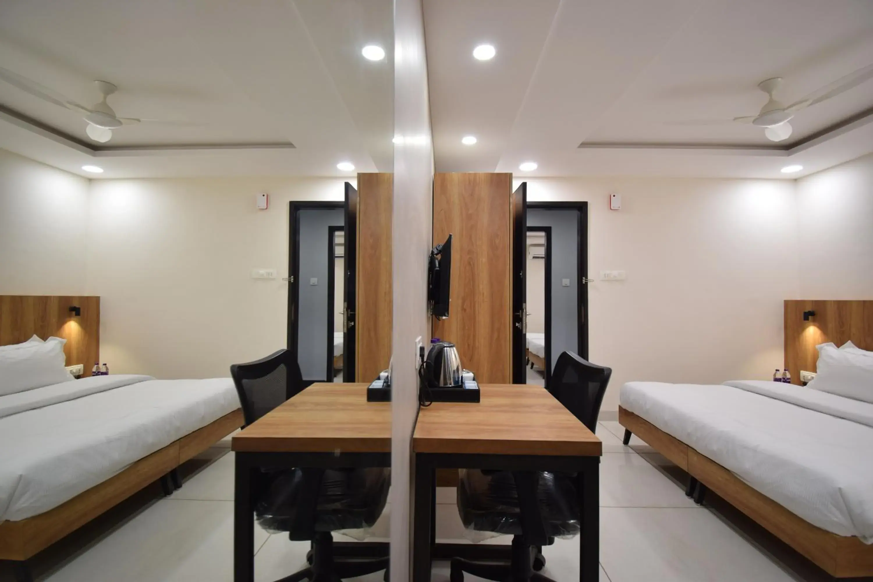 Area and facilities, Bed in Hotel Blue Bells Area and facilities, Bed in Hotel Blue Bells