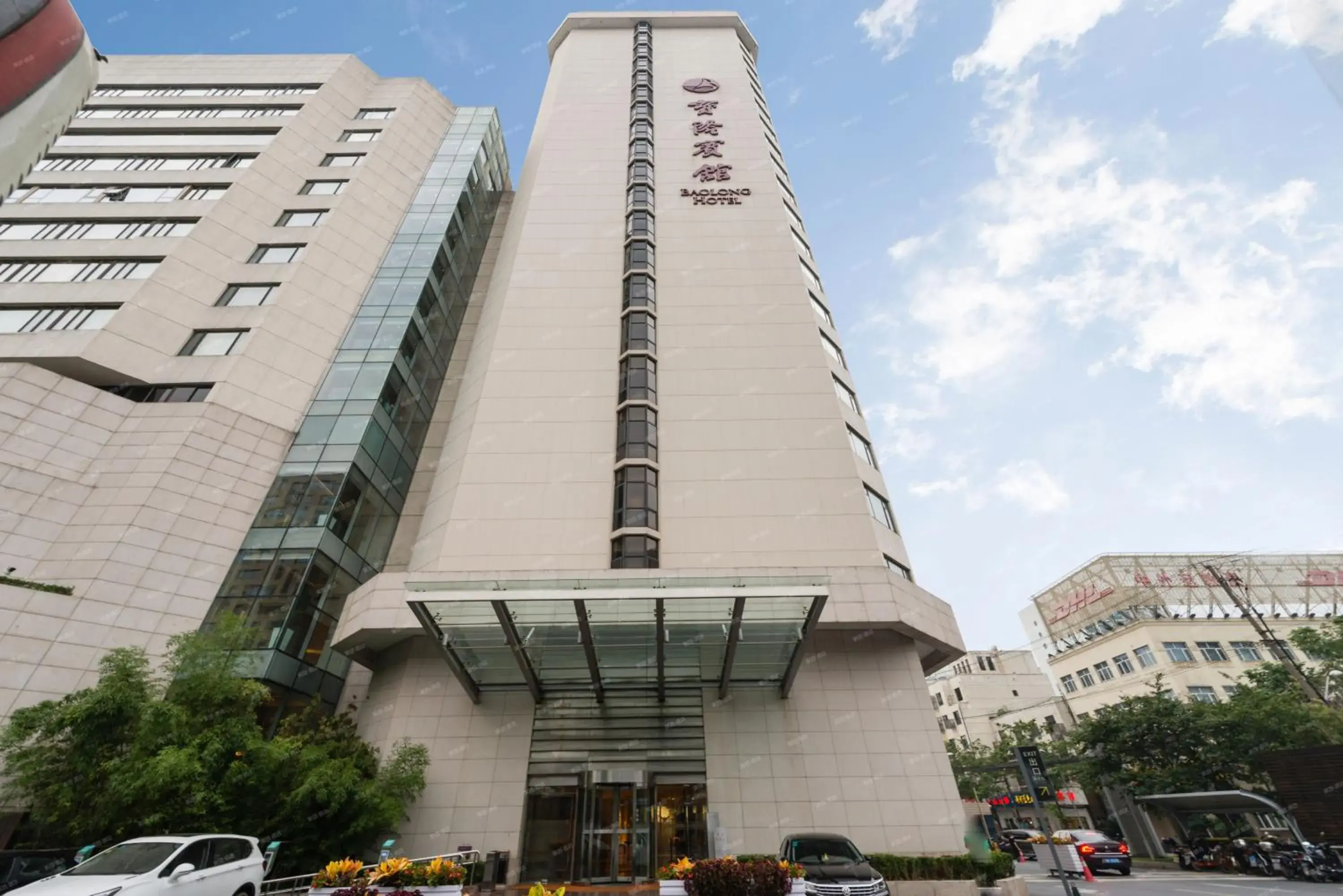 Property building in Baolong Hotel Shanghai Property building in Baolong Hotel Shanghai