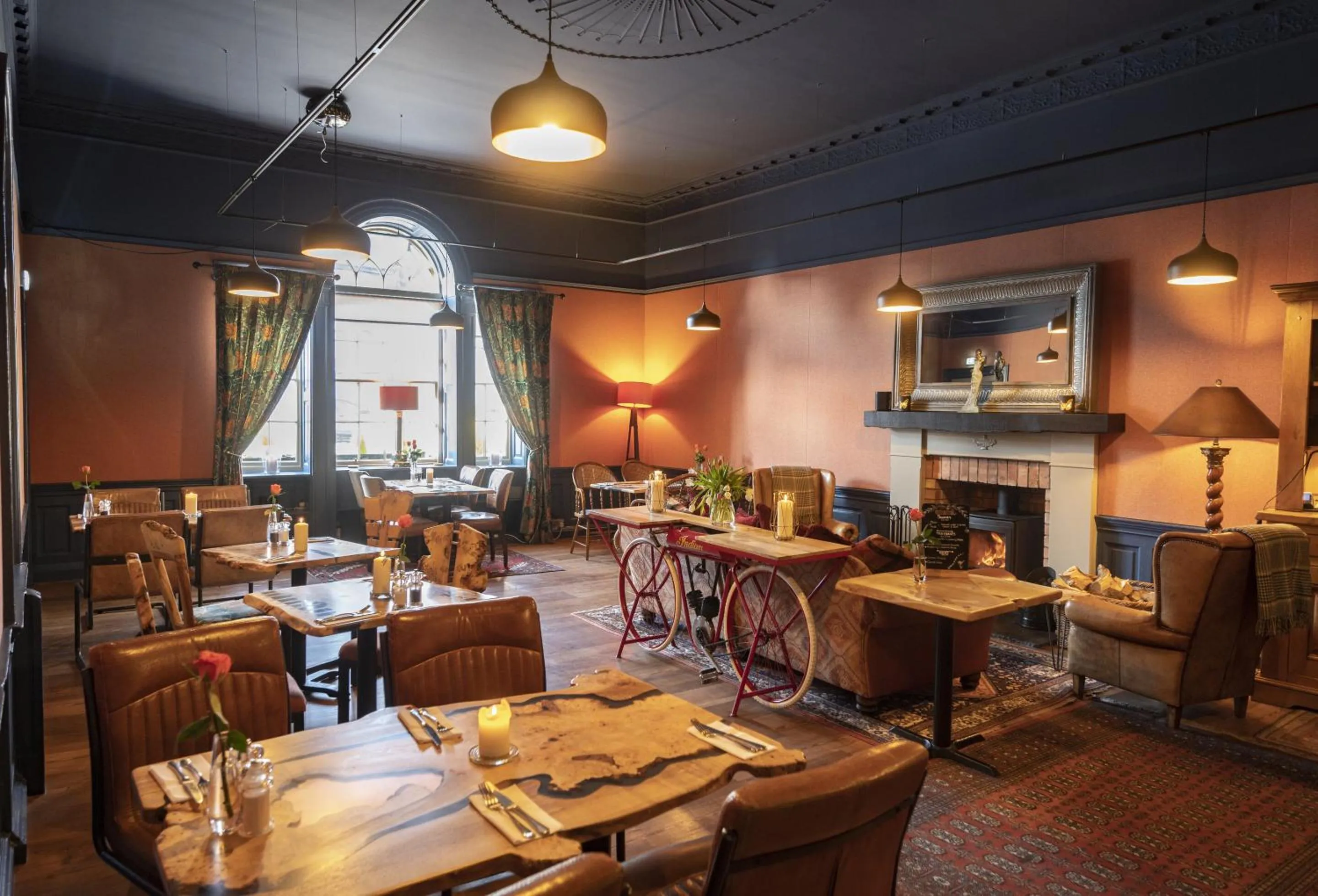 Dining area in Black Bull