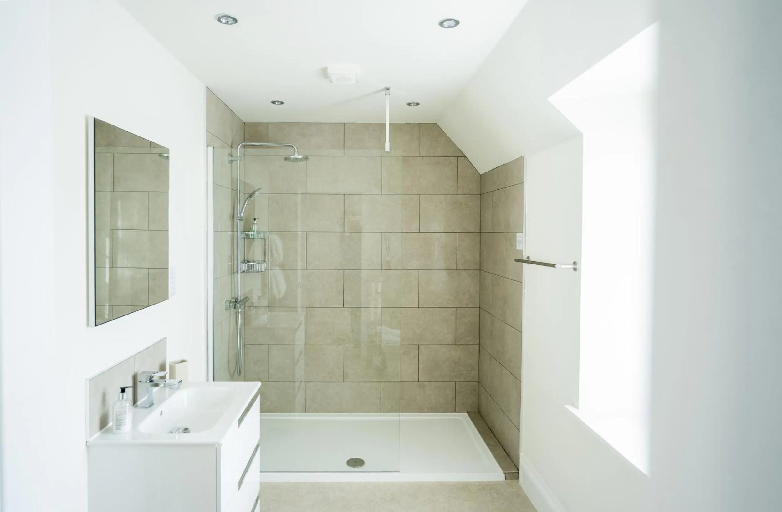 Bathroom in Black Bull