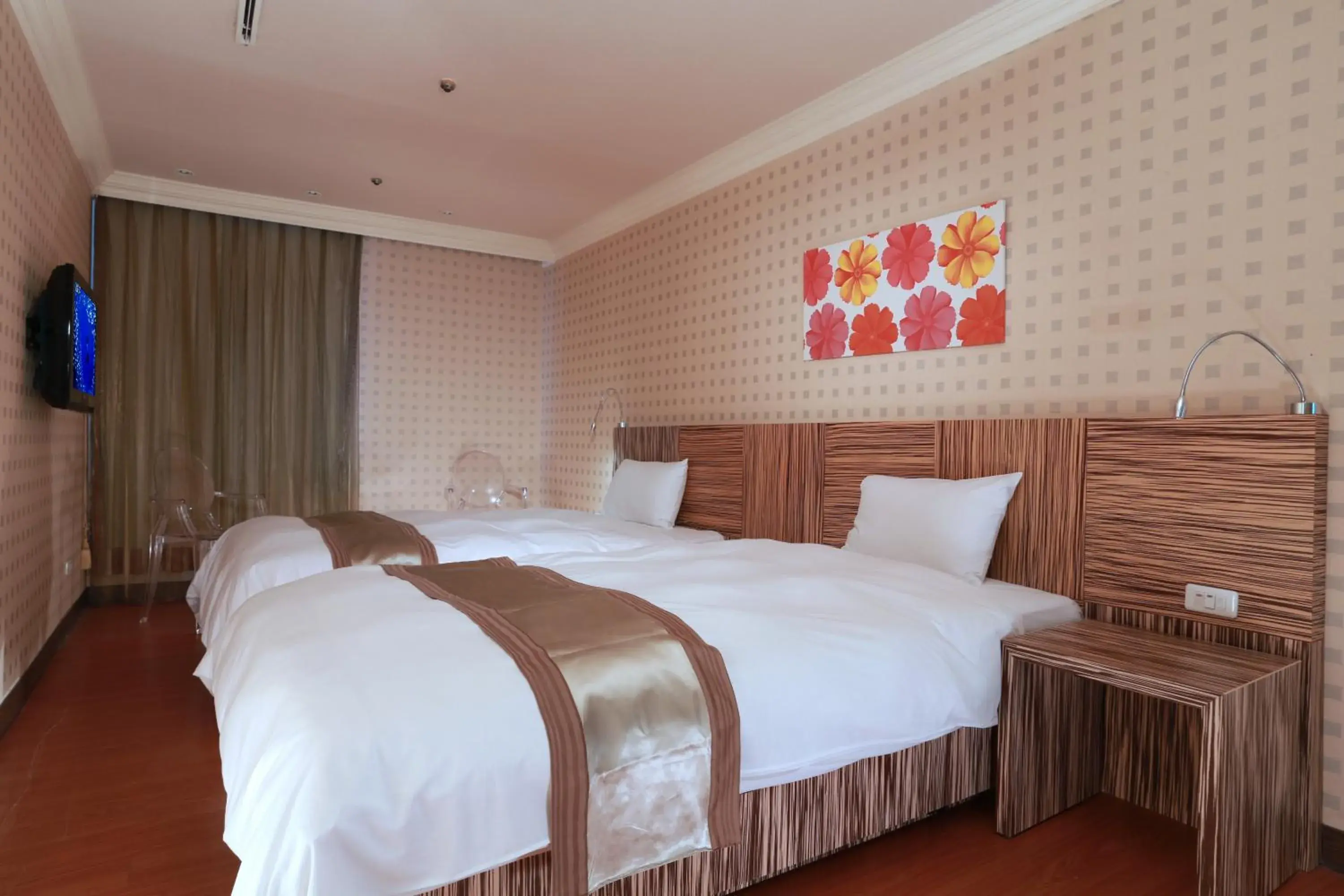 Bed in Yoai Hotel Bed in Yoai Hotel