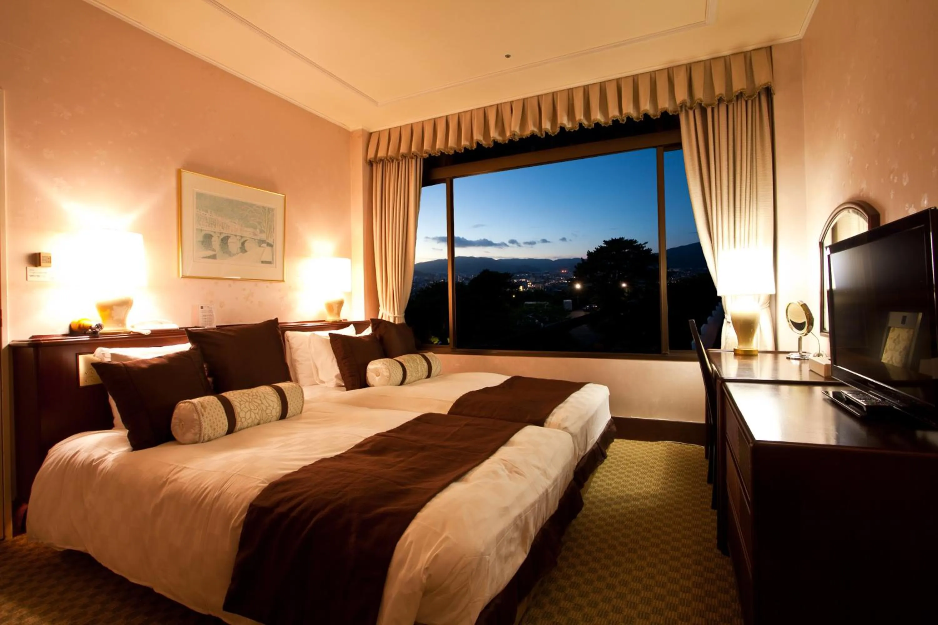 Bedroom, Bed in Gamagori Classic Hotel