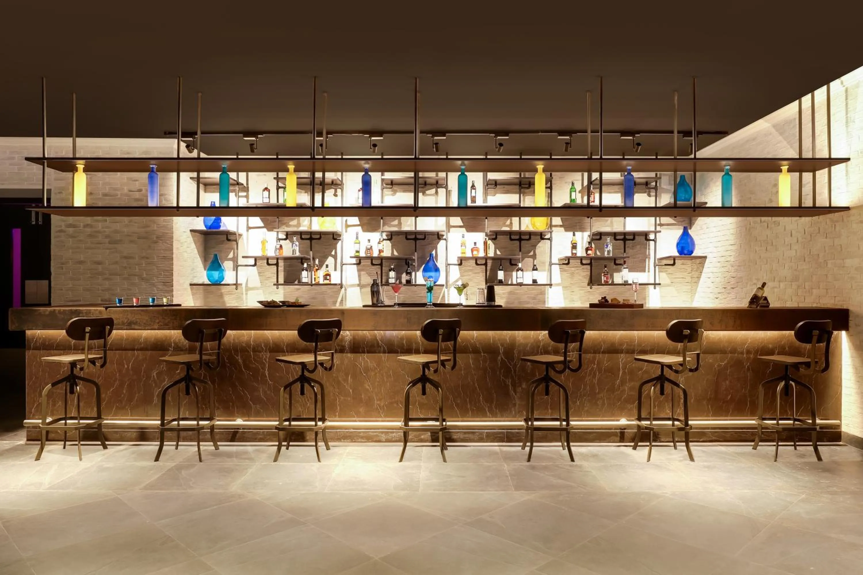 Lounge or bar in Lemon Tree Premier, Vijayawada