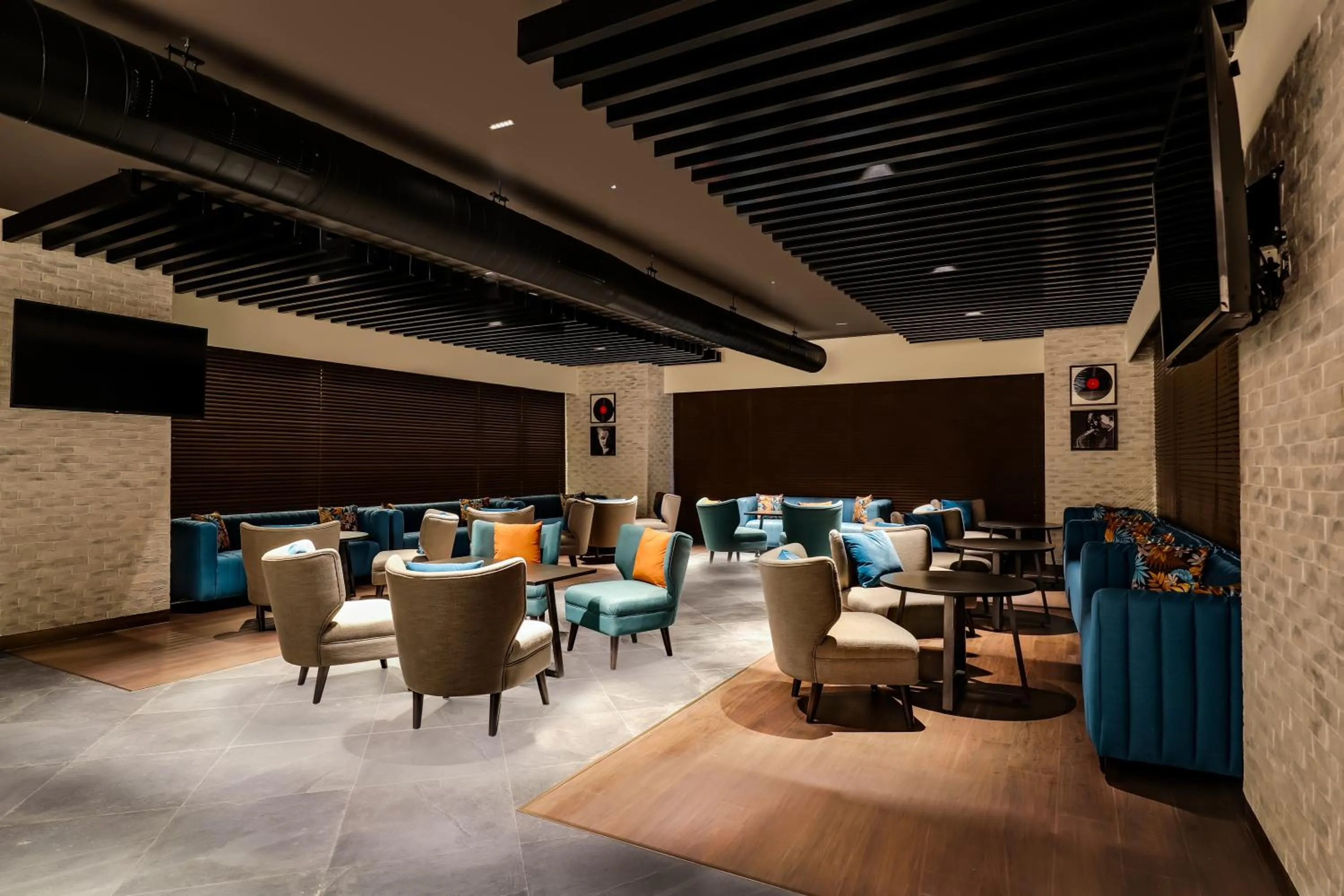 Seating area in Lemon Tree Premier, Vijayawada