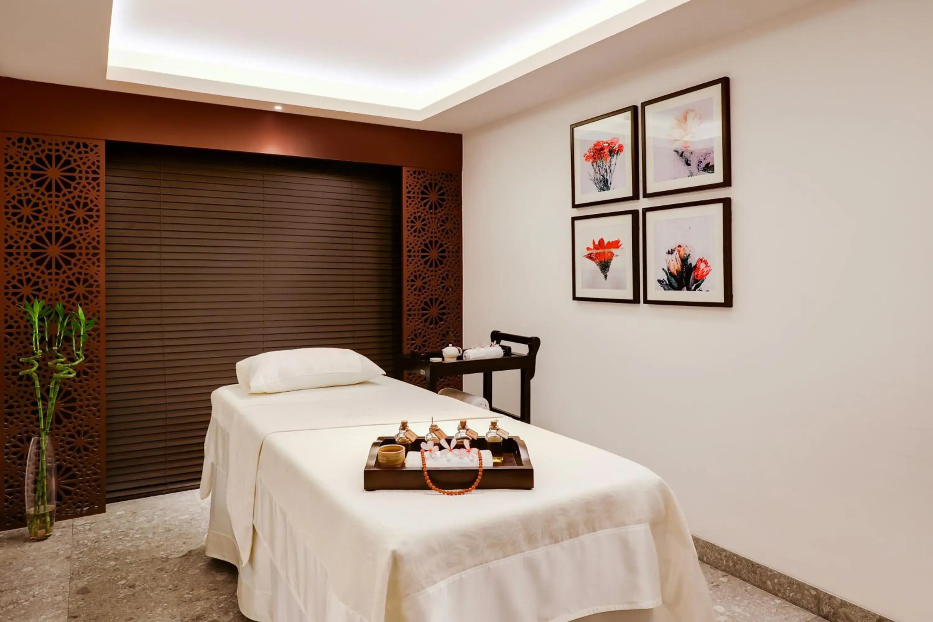 Spa and wellness centre/facilities, Bed in Lemon Tree Premier, Vijayawada Spa and wellness centre/facilities, Bed in Lemon Tree Premier, Vijayawada