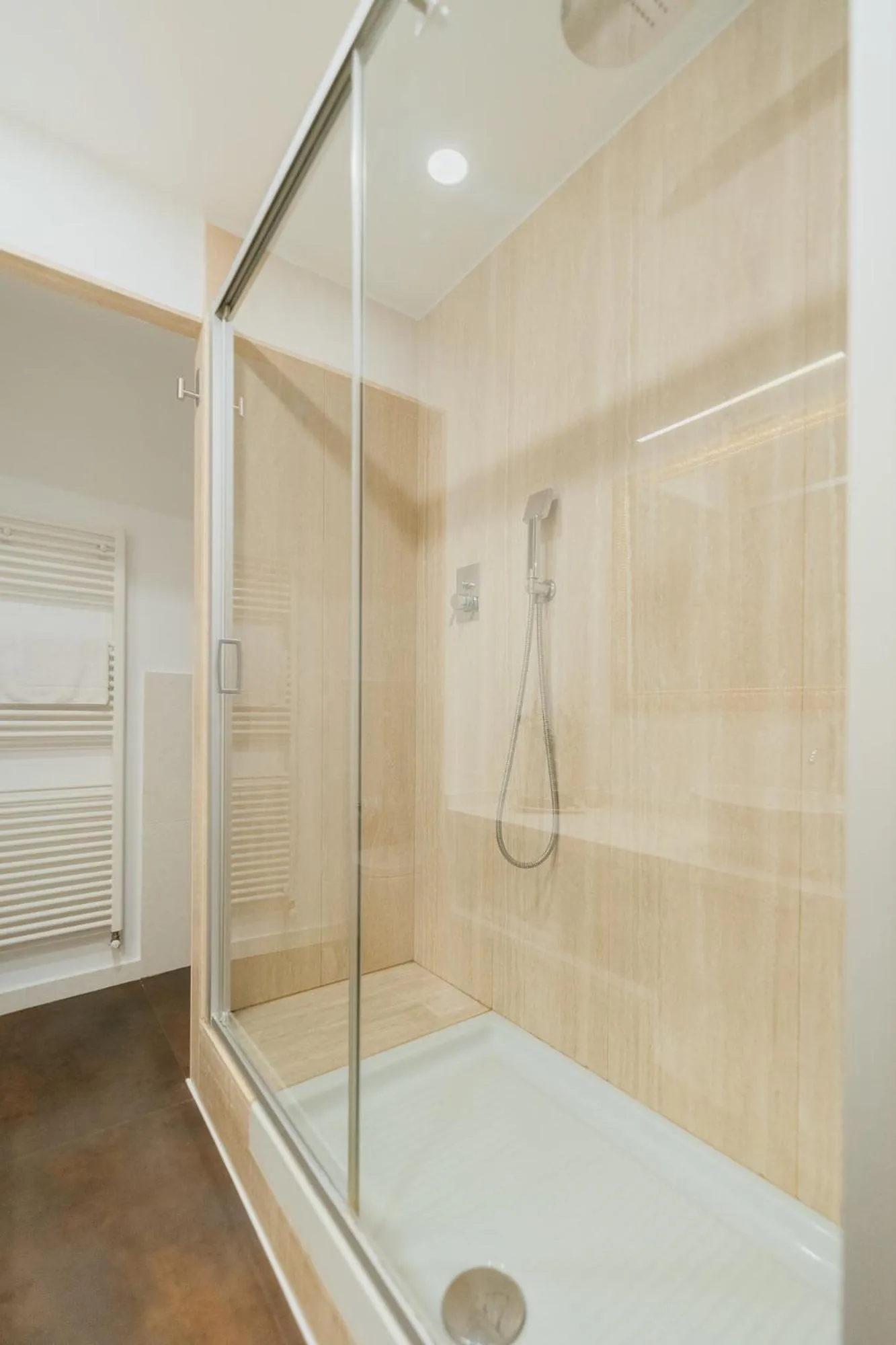 Shower in Residence Degli Aranci - Casêta