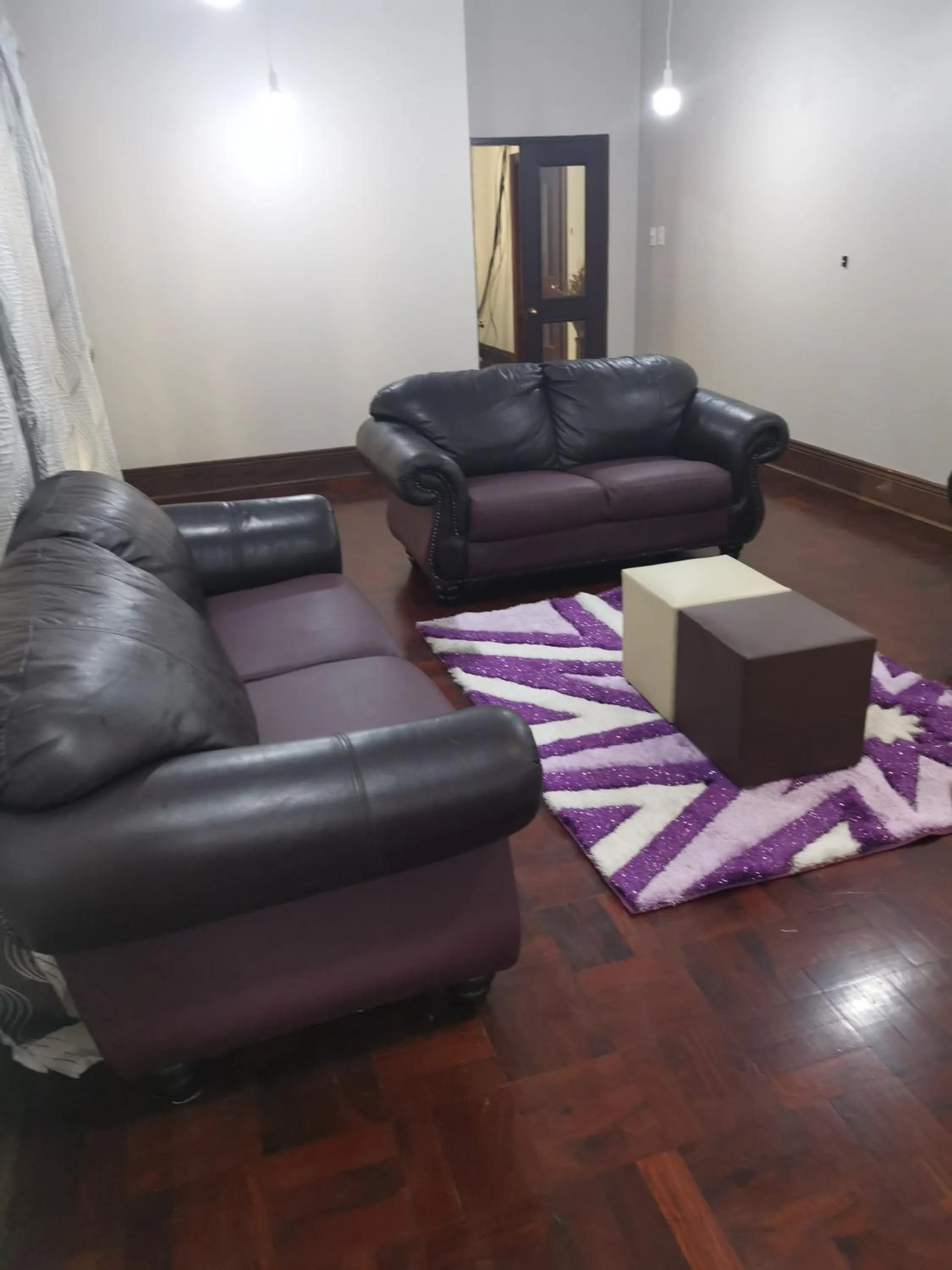 180 On Anderson Guest House