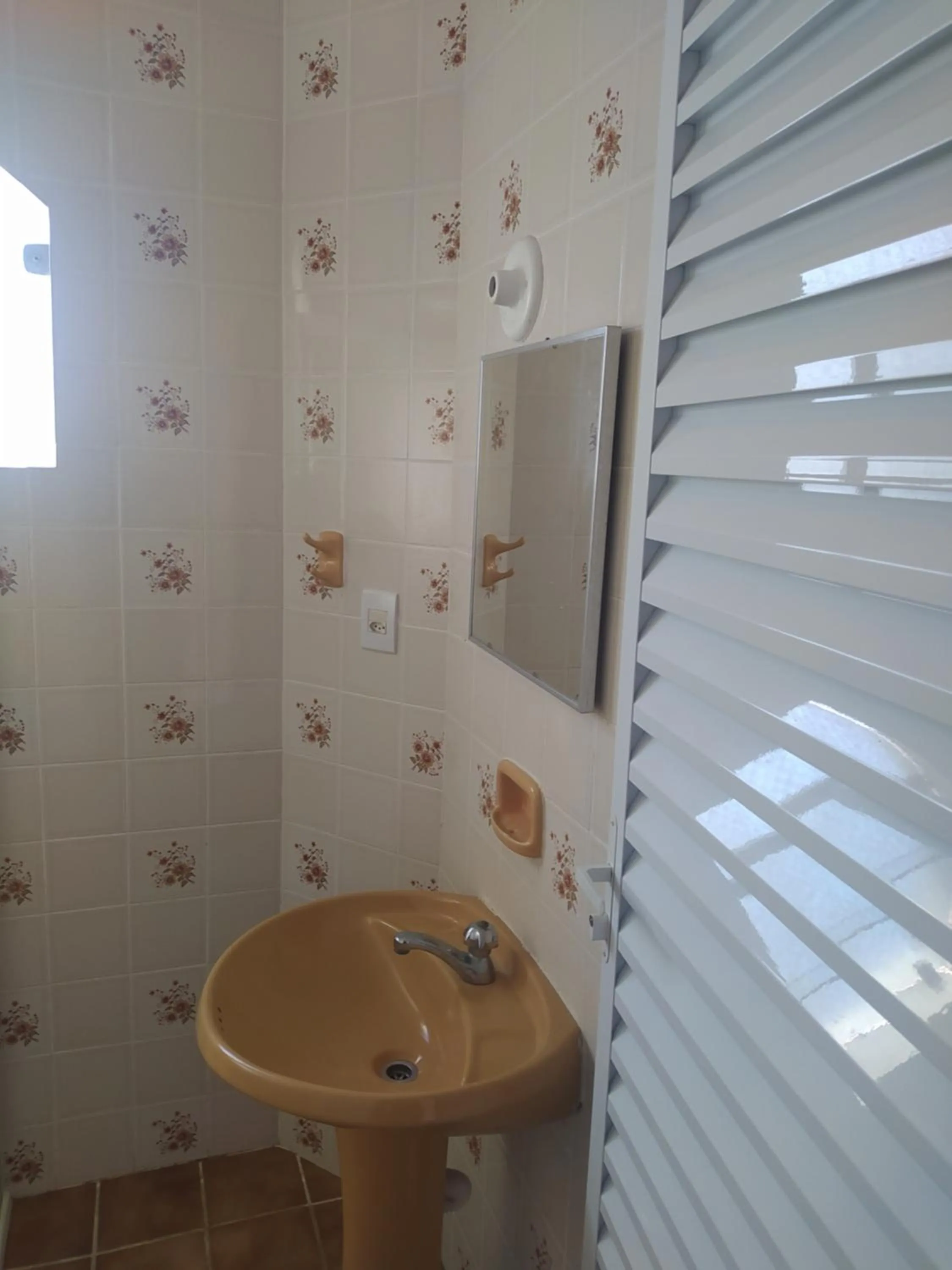 Bathroom in Hotel Haloha