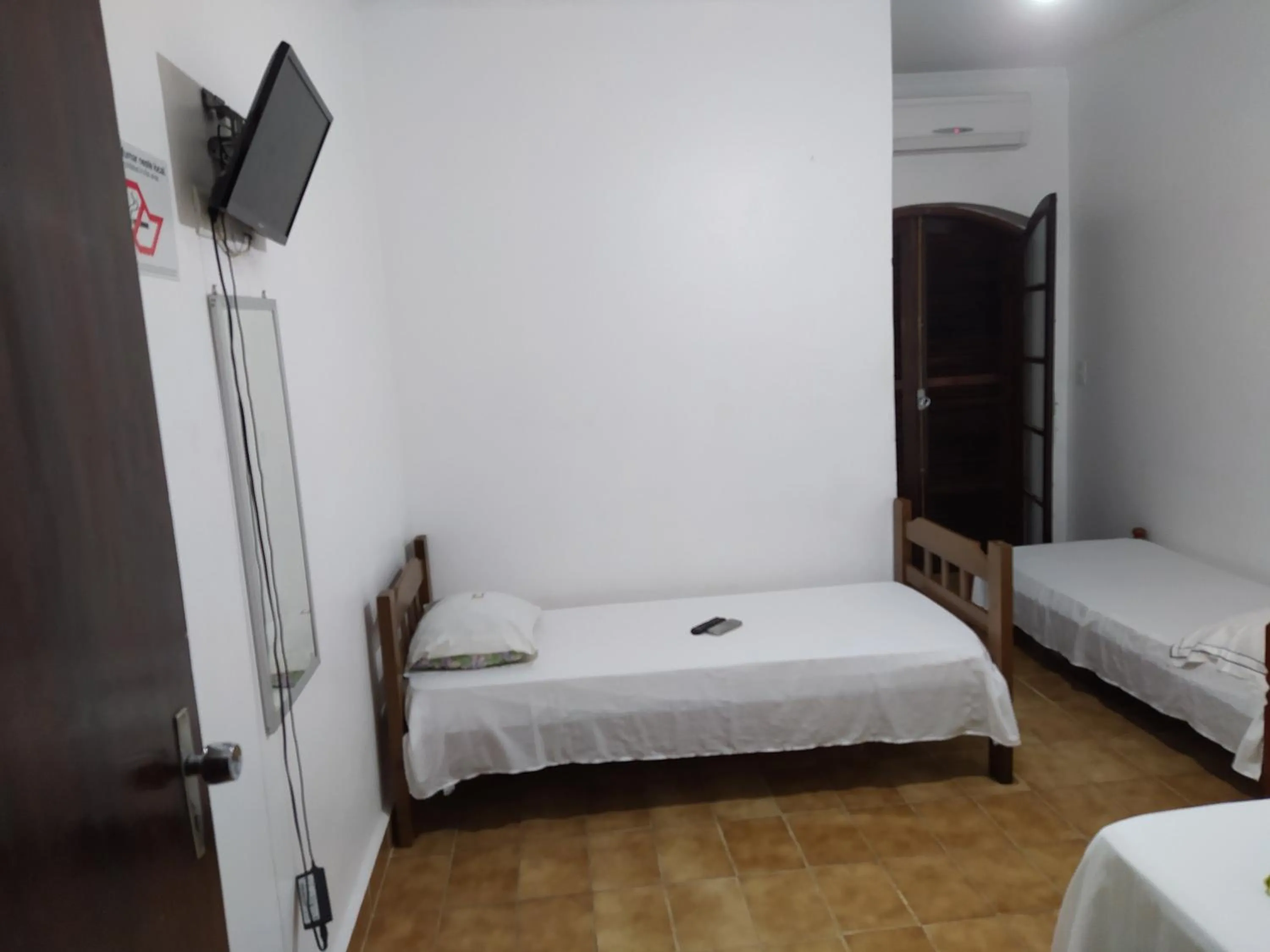 Bedroom, Bed in Hotel Haloha