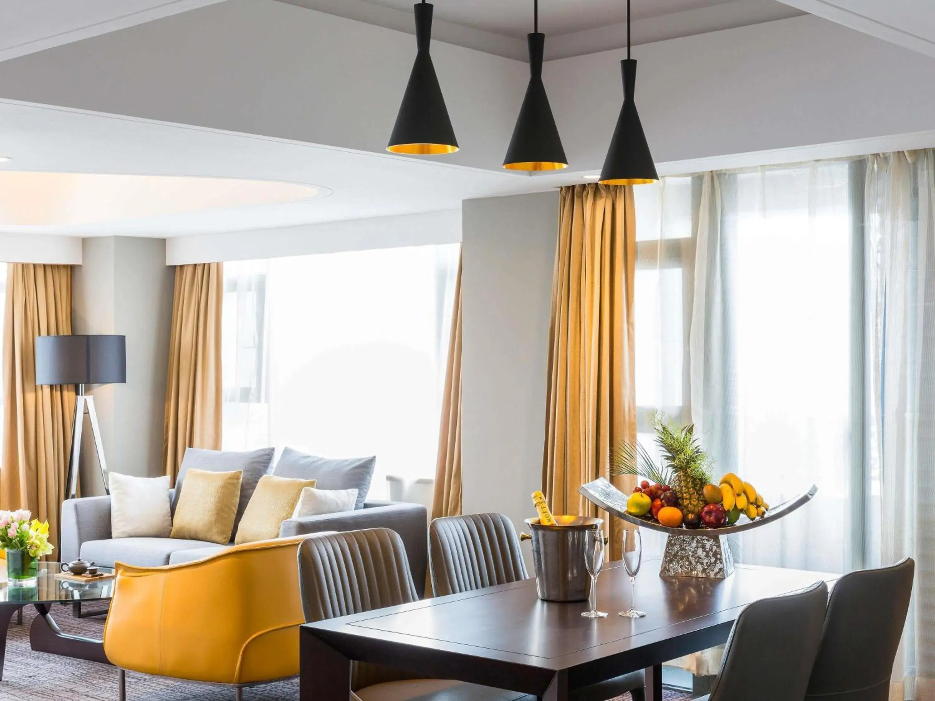 Two Bedroom Suite in Grand Mercure Shanghai Hongqiao Two Bedroom Suite in Grand Mercure Shanghai Hongqiao